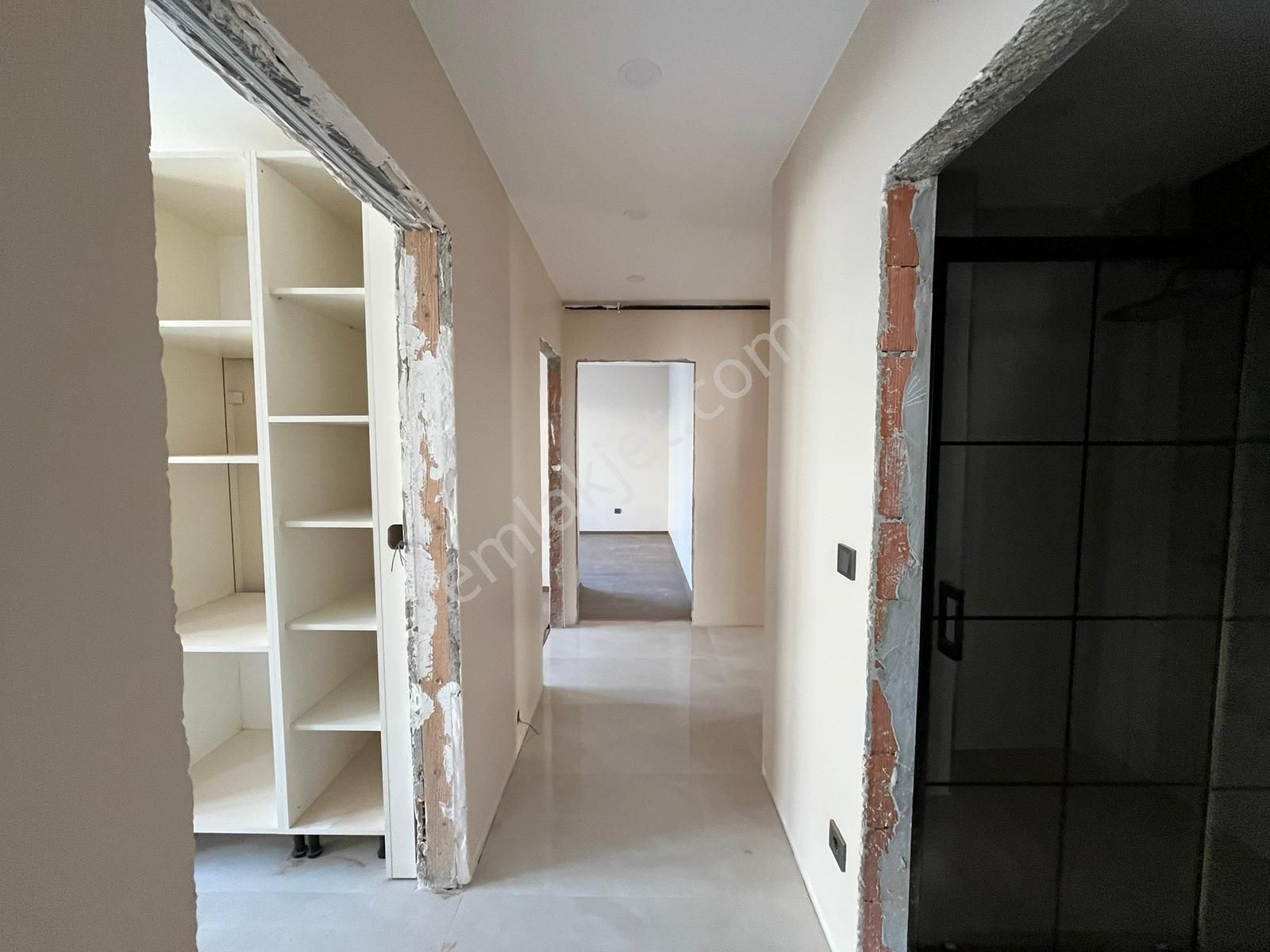 Büyükçekmece Kamiloba Da Satılık 2+1 Lüks Daireler Merkezi Konum - Görsel 16