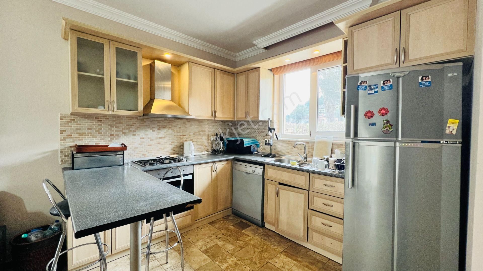 Antalya Kemer Çamyuva'da Dağ Manzaralı Eşyalı Satılık İkiz Villa - Görsel 13