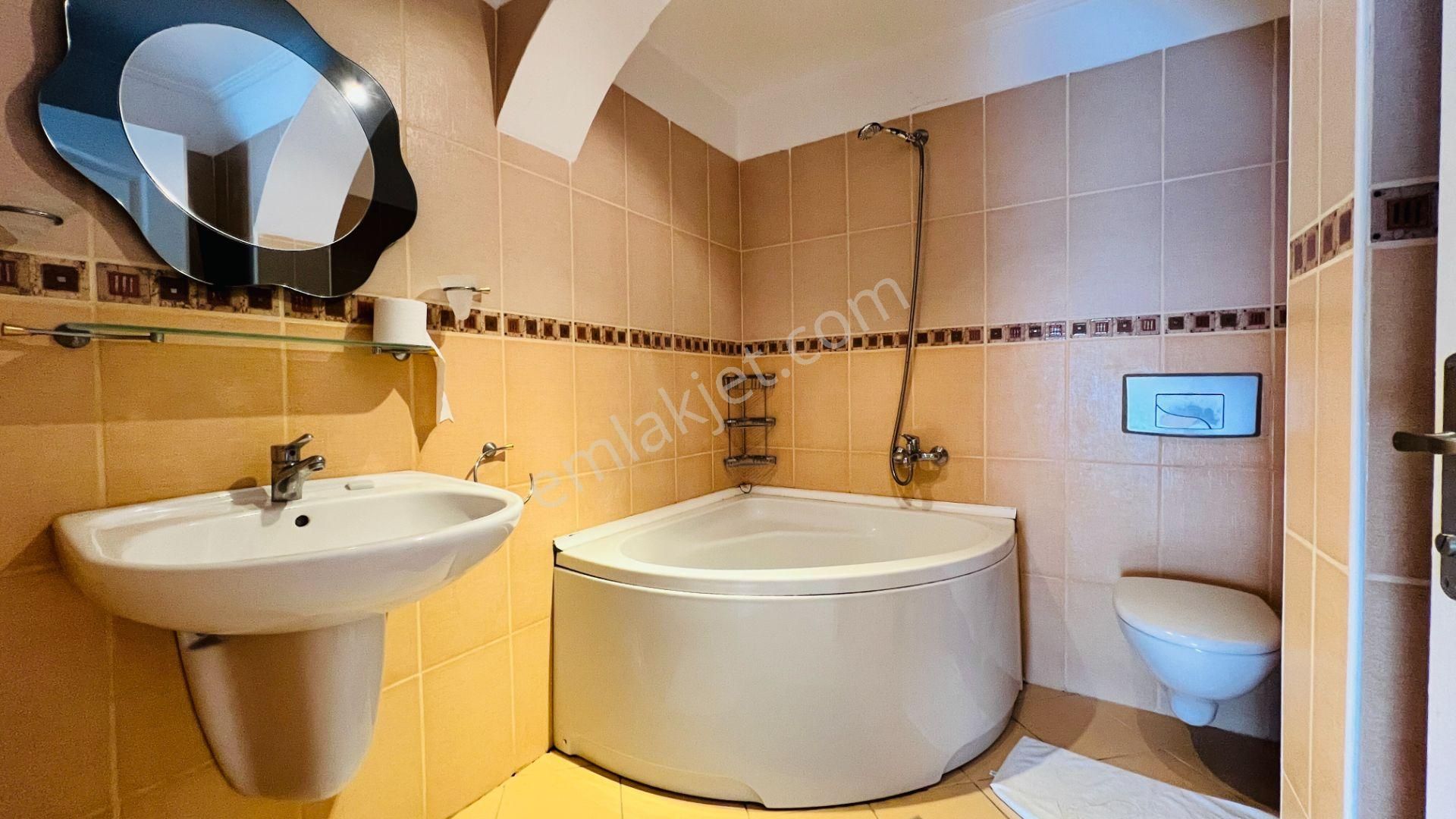 Antalya Kemer Çamyuva'da Dağ Manzaralı Eşyalı Satılık İkiz Villa - Görsel 20