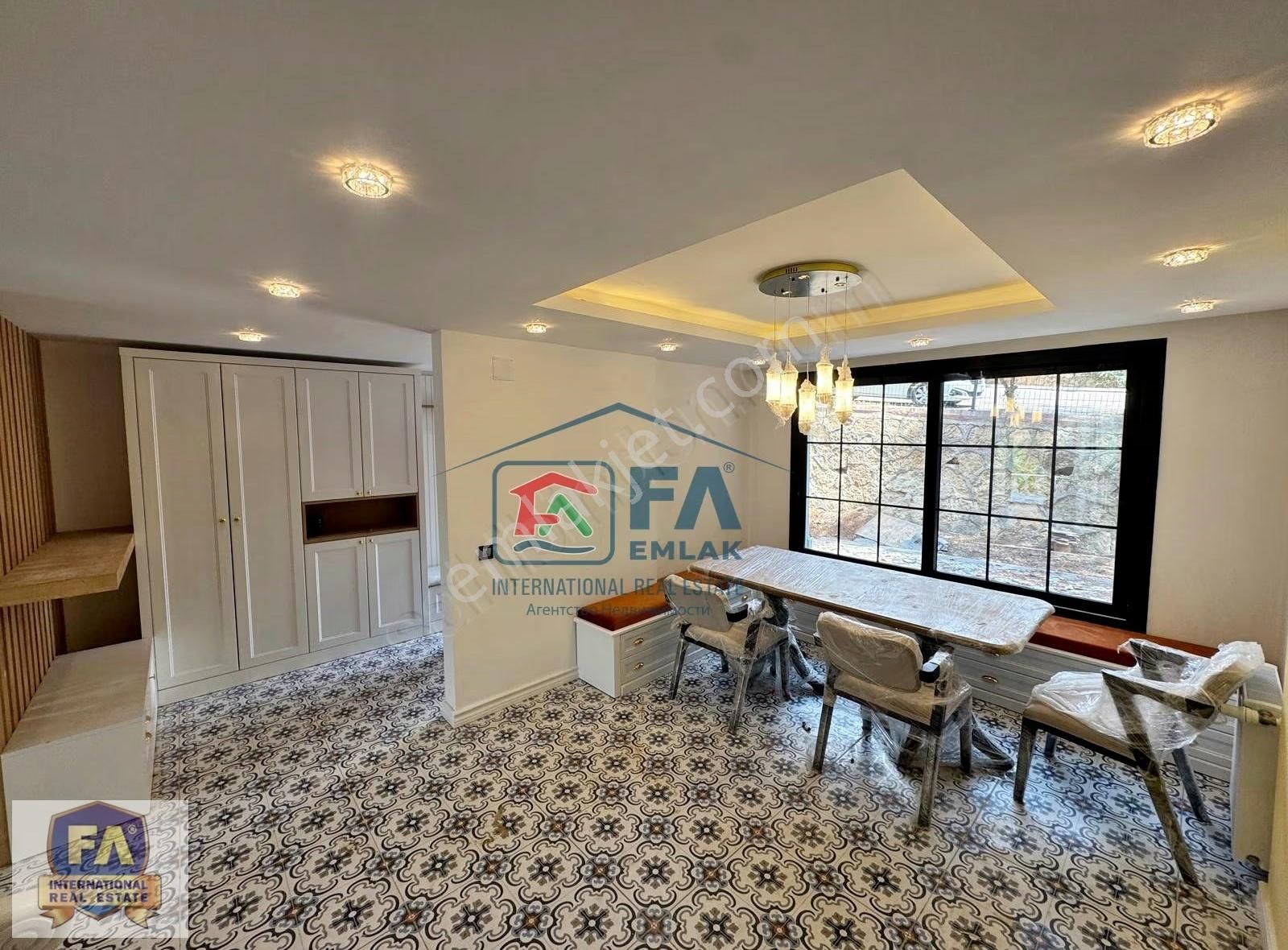 Fa'dan Yeşilvadi'de Özel Mimar Tarafından Dekore Edilmiş Villa - Görsel 9