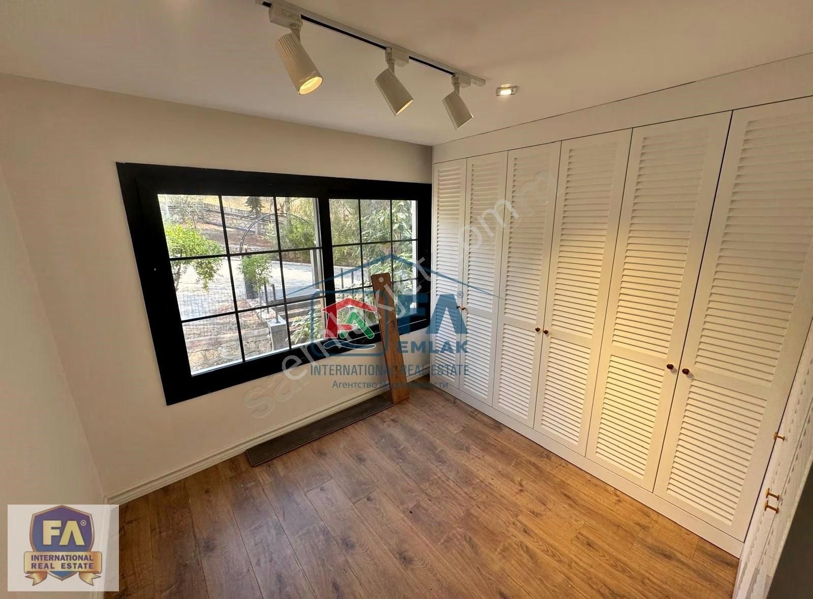 Fa'dan Yeşilvadi'de Özel Mimar Tarafından Dekore Edilmiş Villa - Görsel 6