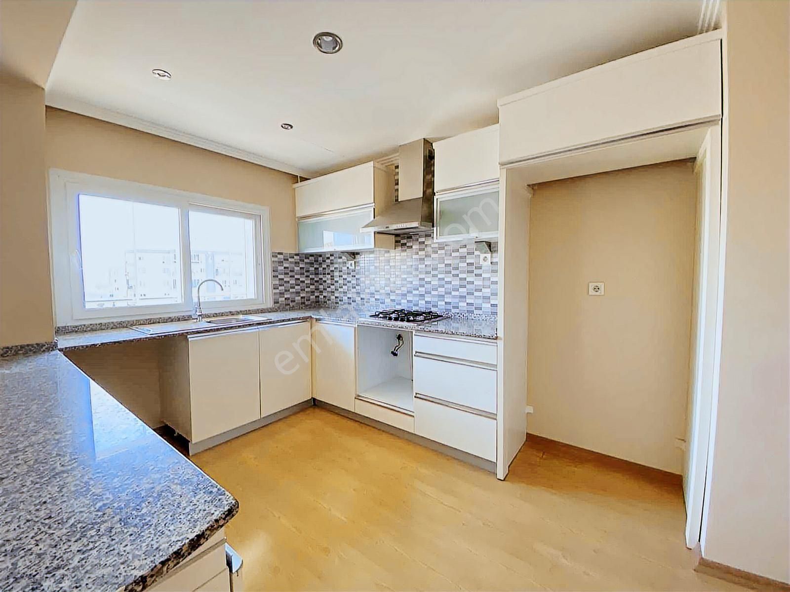 Karşıyaka Zübeyde Hanım Mah. Satılık Ebeveyn Banyolu 3+1 Daire - Görsel 22