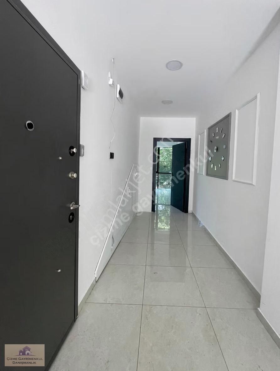 Yeşilköy Çarşıda Satılık Komple Bina - Görsel 31