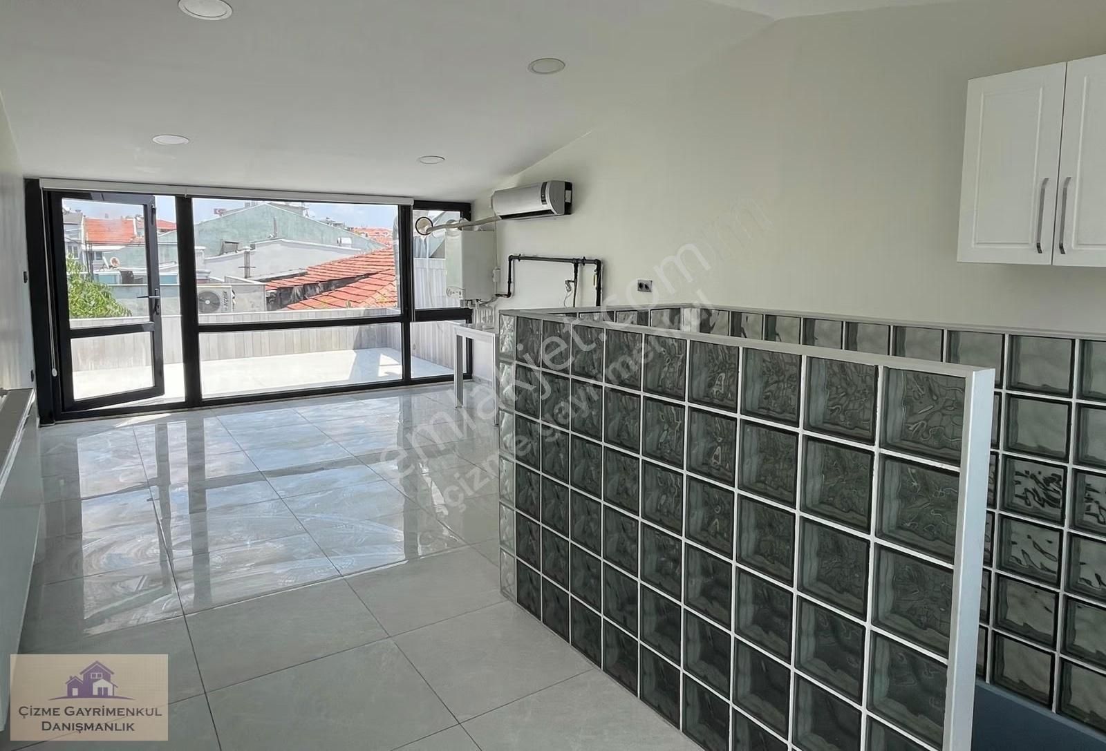 Yeşilköy Çarşıda Satılık Komple Bina - Görsel 27