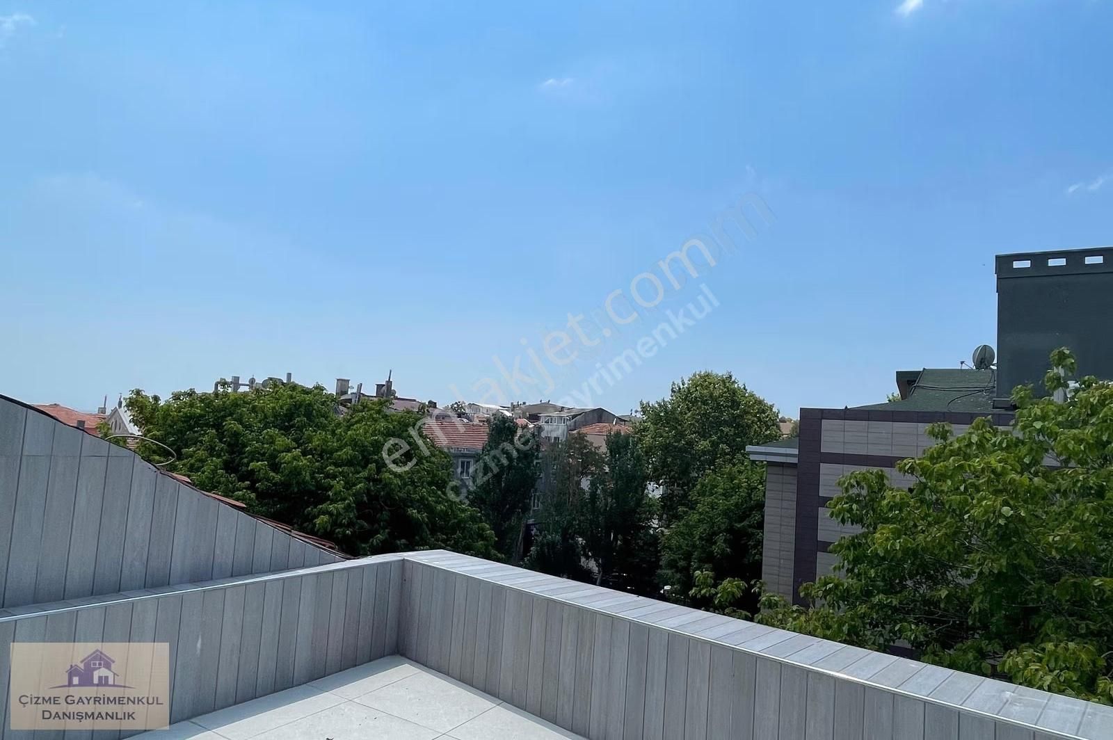 Yeşilköy Çarşıda Satılık Komple Bina - Görsel 11