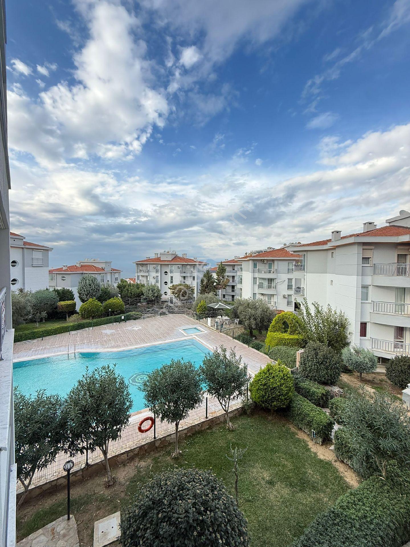 Kuşadası Marinada Elit Havuzlu Güvenlikli Sitede Kısmi Deniz Manzaralı Doğalgazlı - Görsel 7