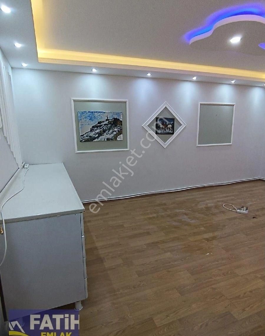 ‼️‼️vanın Merkezinde Acil Satılık İçi Full Yapılı 2+1 Eşyalı Ofis İkizler Ve Urartu Oteli Civarı Şer - Görsel 6