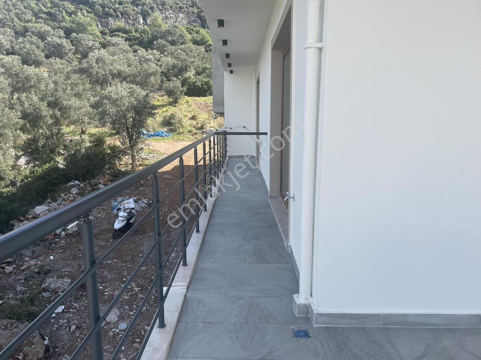 Sıfır Manzaralı 2+1 Havuzlu Villa - Görsel 25