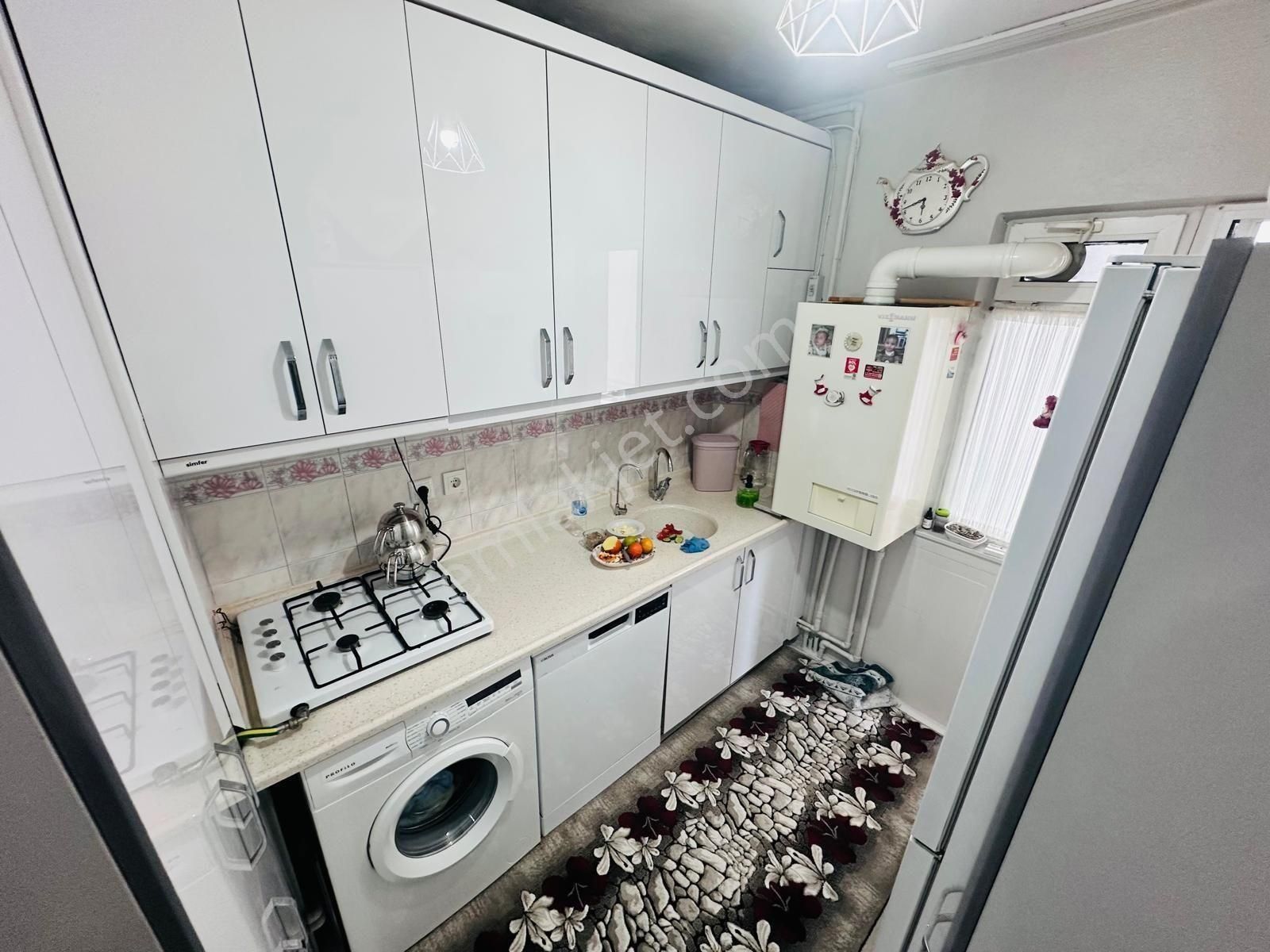 Sincan Selçuklu Mah.'de Satılık 3+1 Ara Katta Daire - Görsel 4