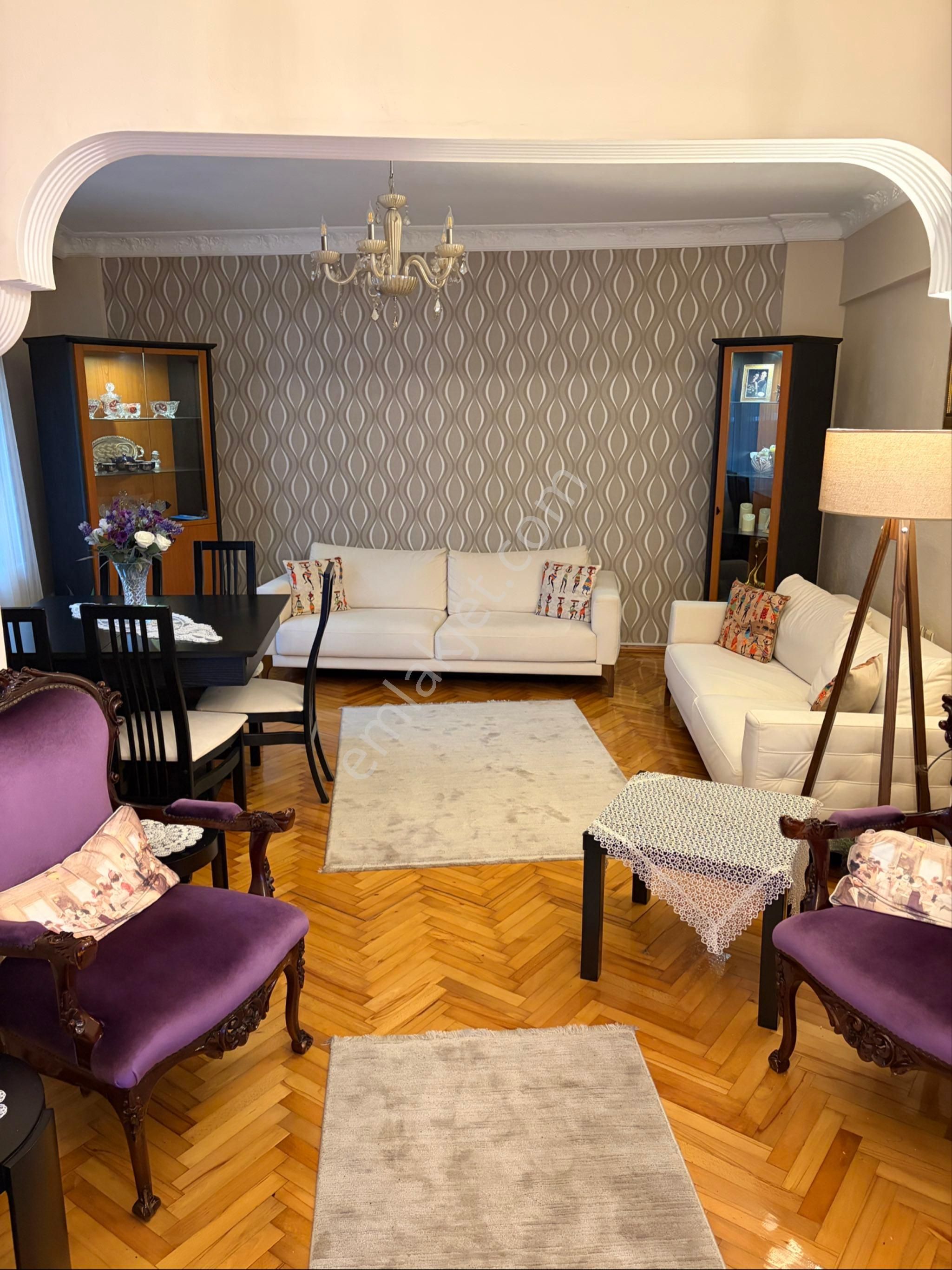 Sahininden Satılık Bandırma Şehir Merkezinde Geniş 2+1 Daire