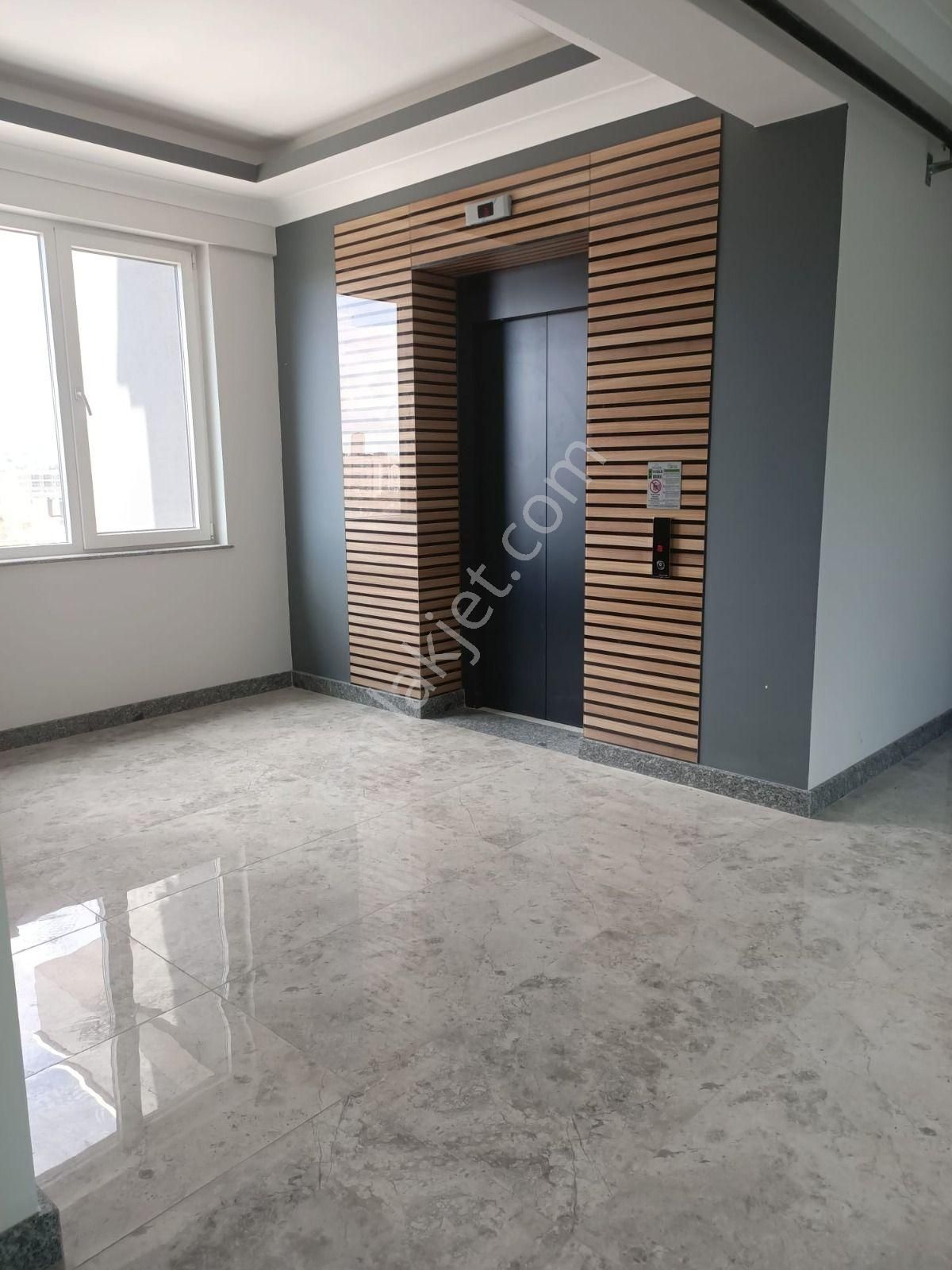 Şahin Plazada Full Yapılı 2+0 Ofis - Görsel 25