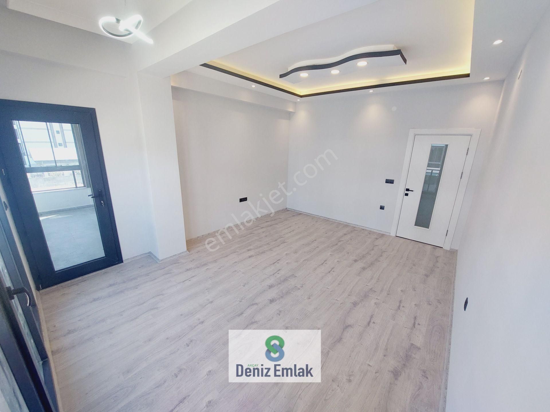 Denizden Akçayda Ön Cephe Ebeveynli Geniş Lüks Satılık 2+1 Daire. - Görsel 13