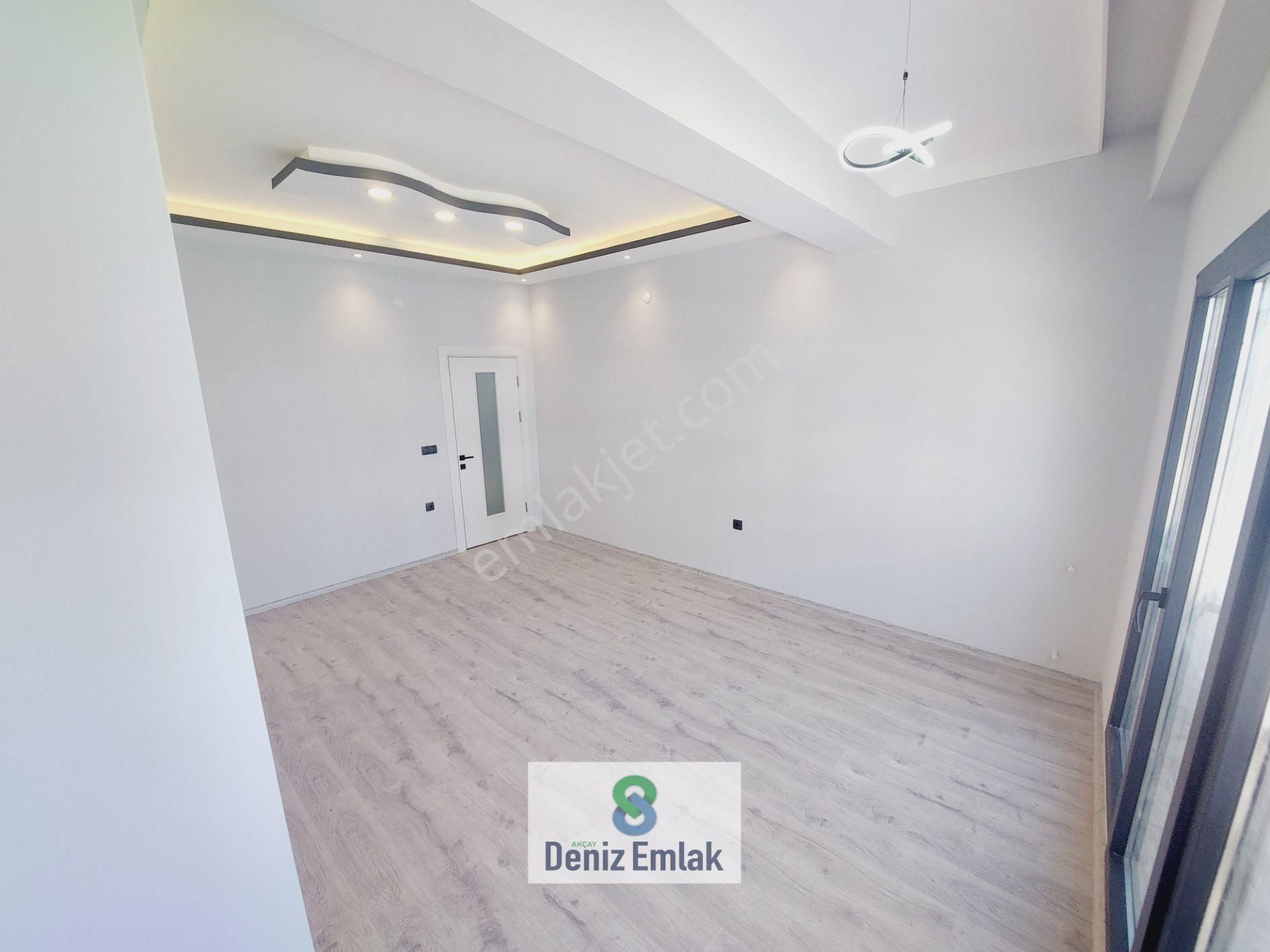 Denizden Akçayda Ön Cephe Ebeveynli Geniş Lüks Satılık 2+1 Daire. - Görsel 31