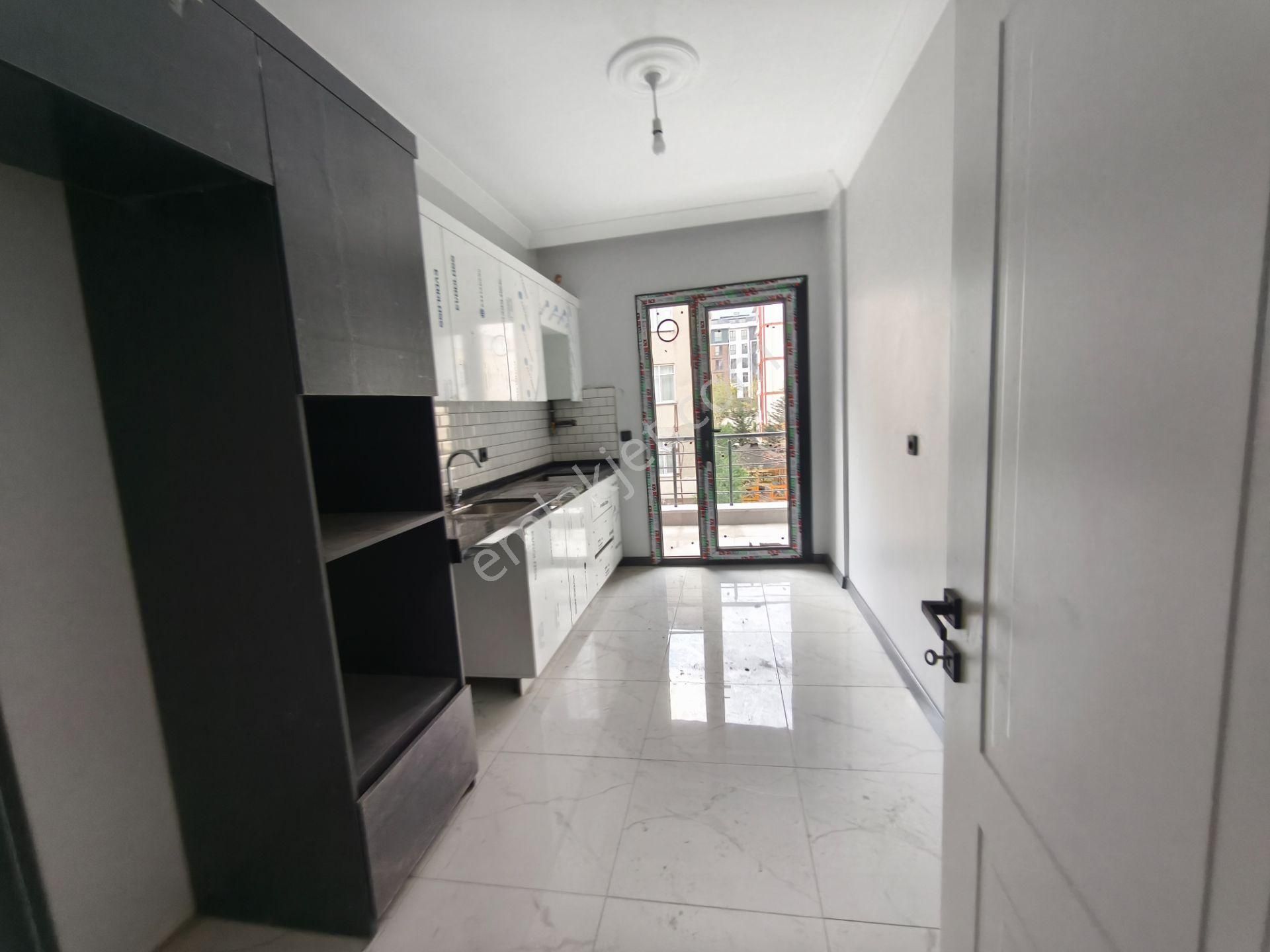 Sultanbeyli Mehmet Akif Mah Satılık 125 M.3+1 Arakat Daire - Görsel 9