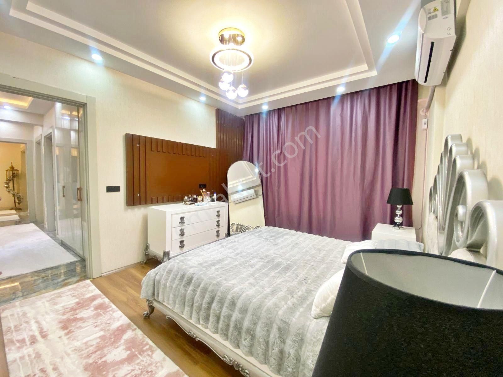 Fıstıklık'ta Modern Tasarımlı Cam Balkonlu Ultra Lüx 4+1 Daire - Görsel 20