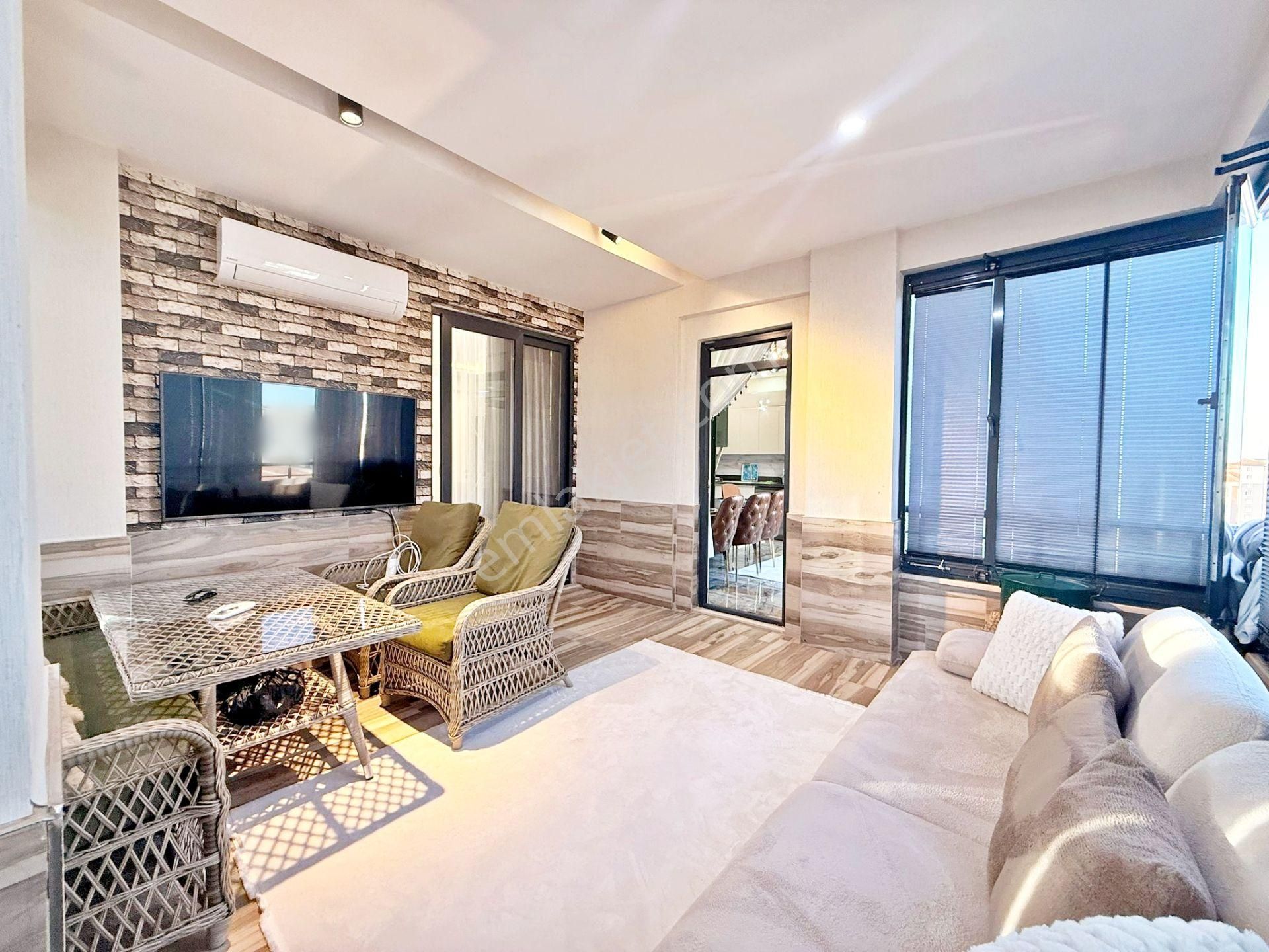 Fıstıklık'ta Modern Tasarımlı Cam Balkonlu Ultra Lüx 4+1 Daire - Görsel 7