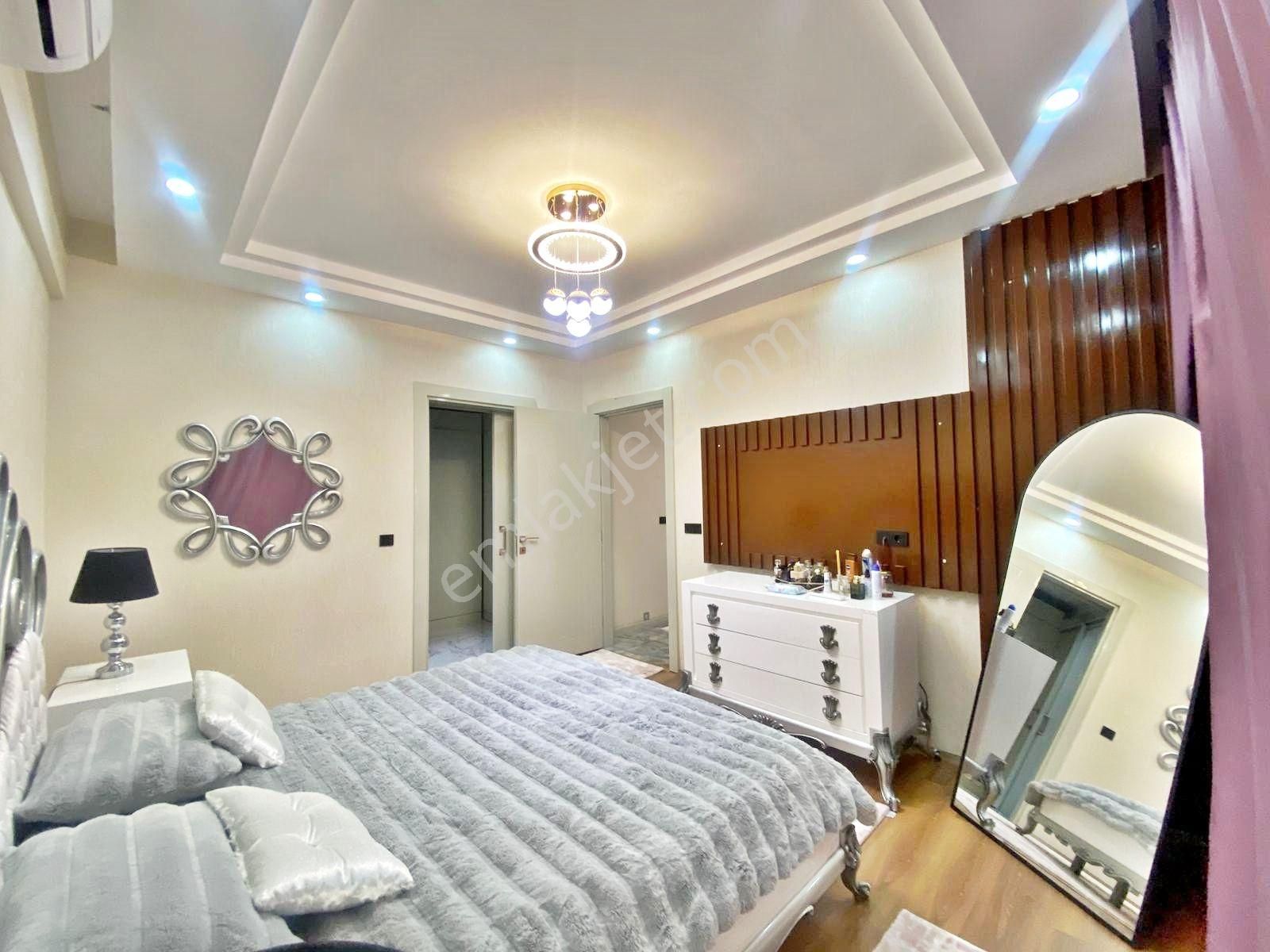 Fıstıklık'ta Modern Tasarımlı Cam Balkonlu Ultra Lüx 4+1 Daire - Görsel 21