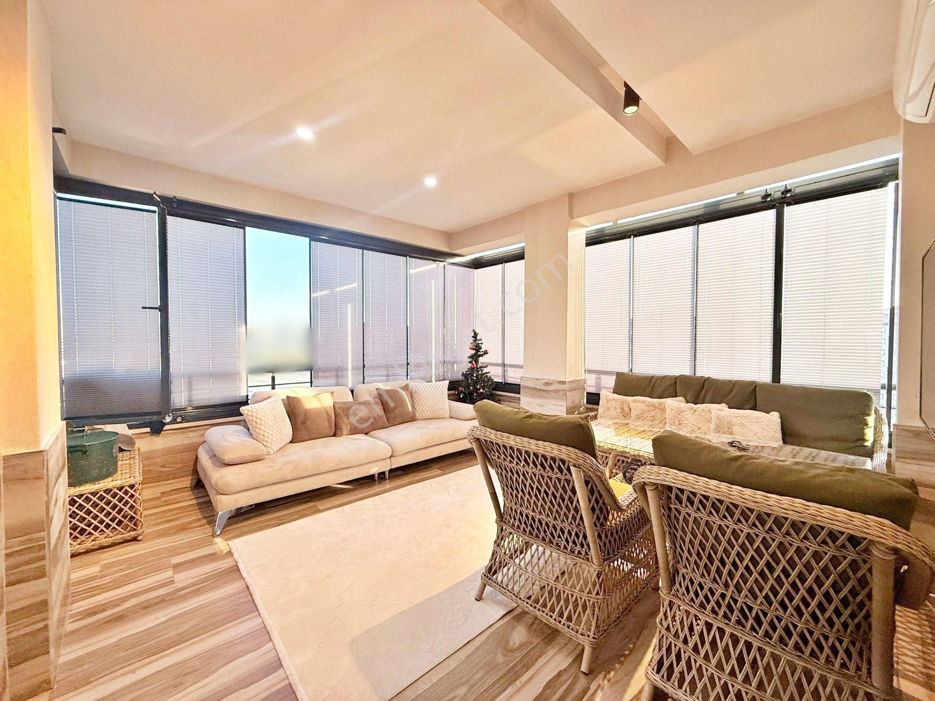 Fıstıklık'ta Modern Tasarımlı Cam Balkonlu Ultra Lüx 4+1 Daire - Görsel 5