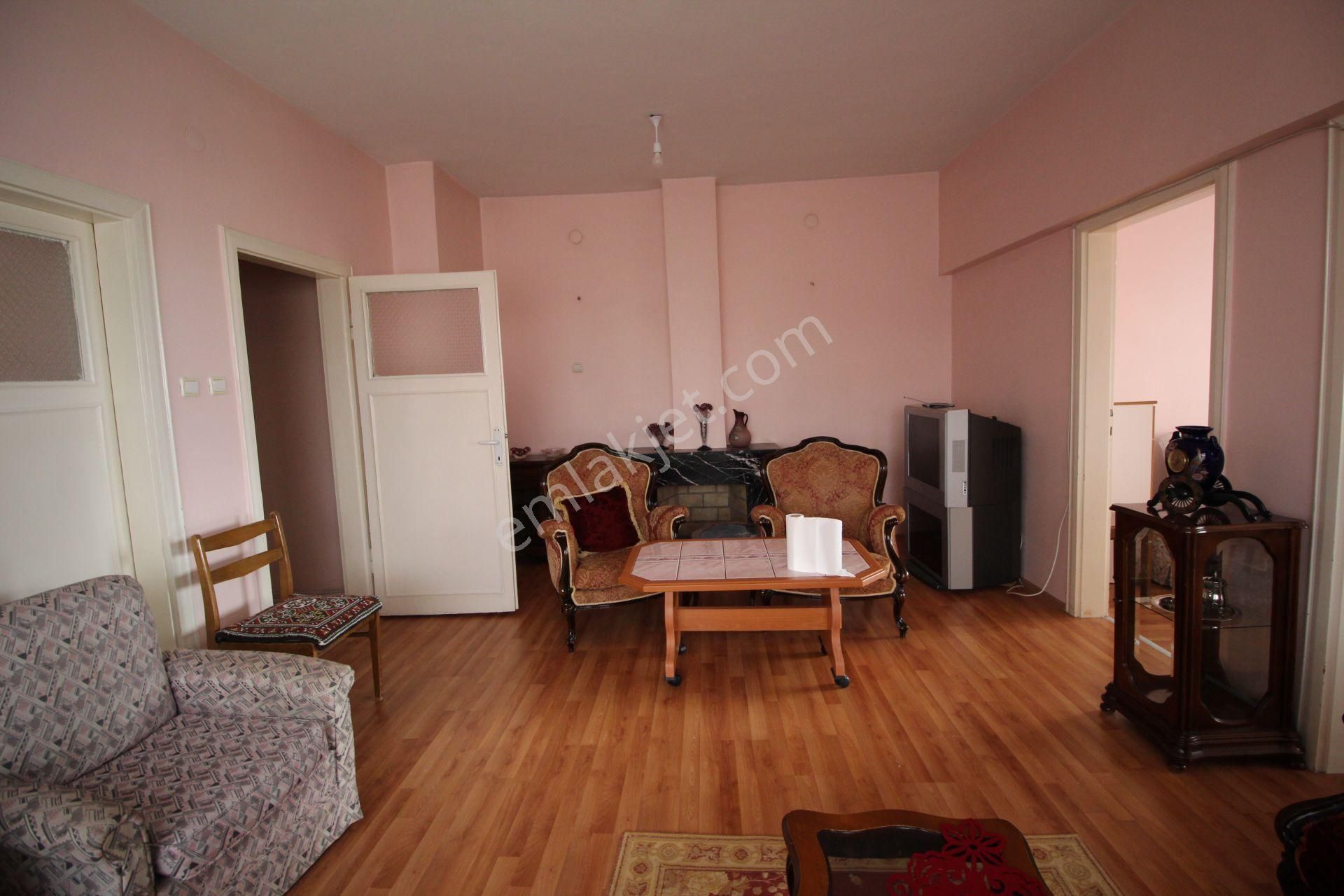 Bizim Emlak'tan Etlik Şehir Hastanesine Yürüme Mesafesi Eşyalı Daire