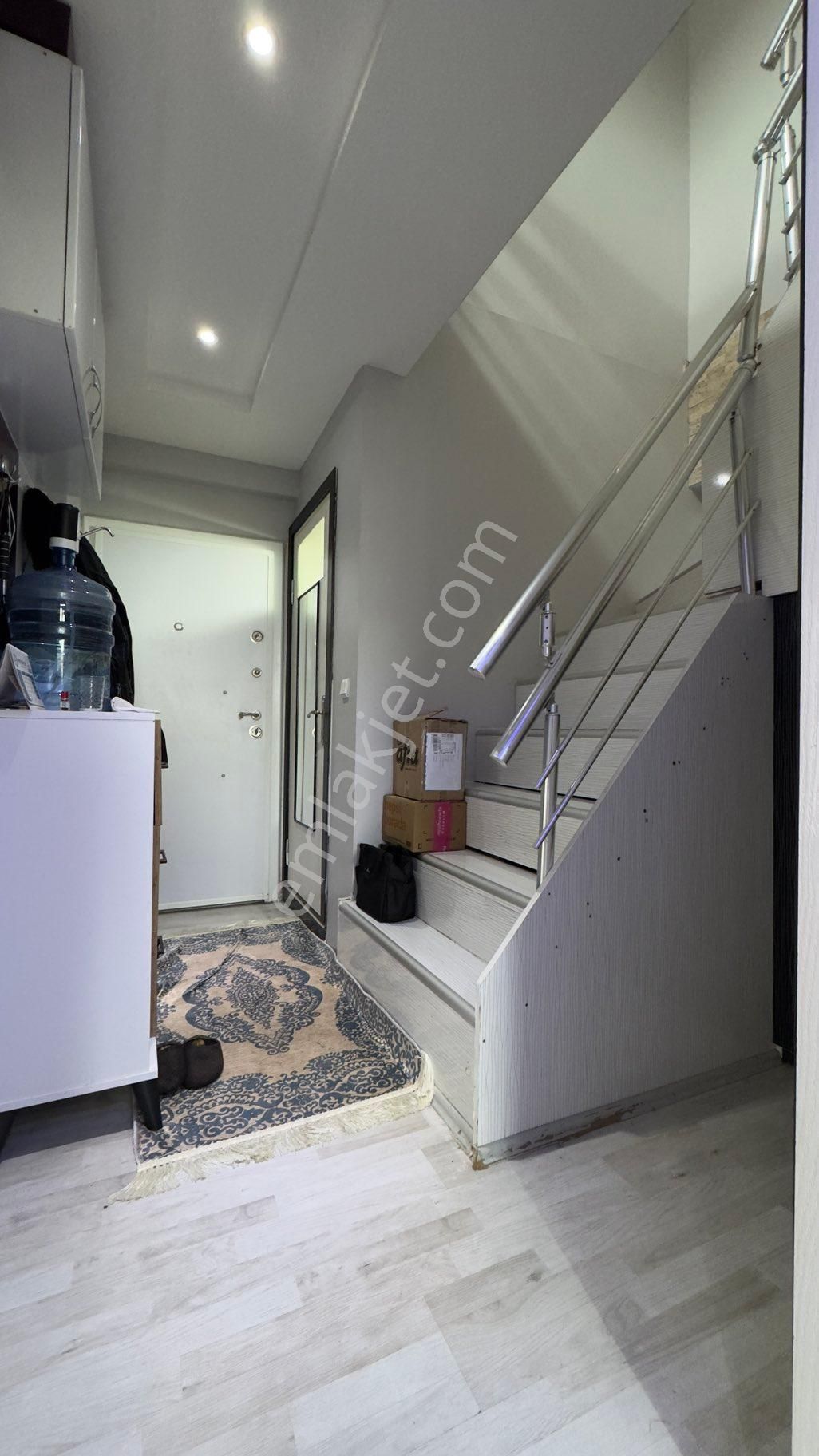 Kale Mahallesi Çift Teraslı Önü Komple Açık Daire - Görsel 12