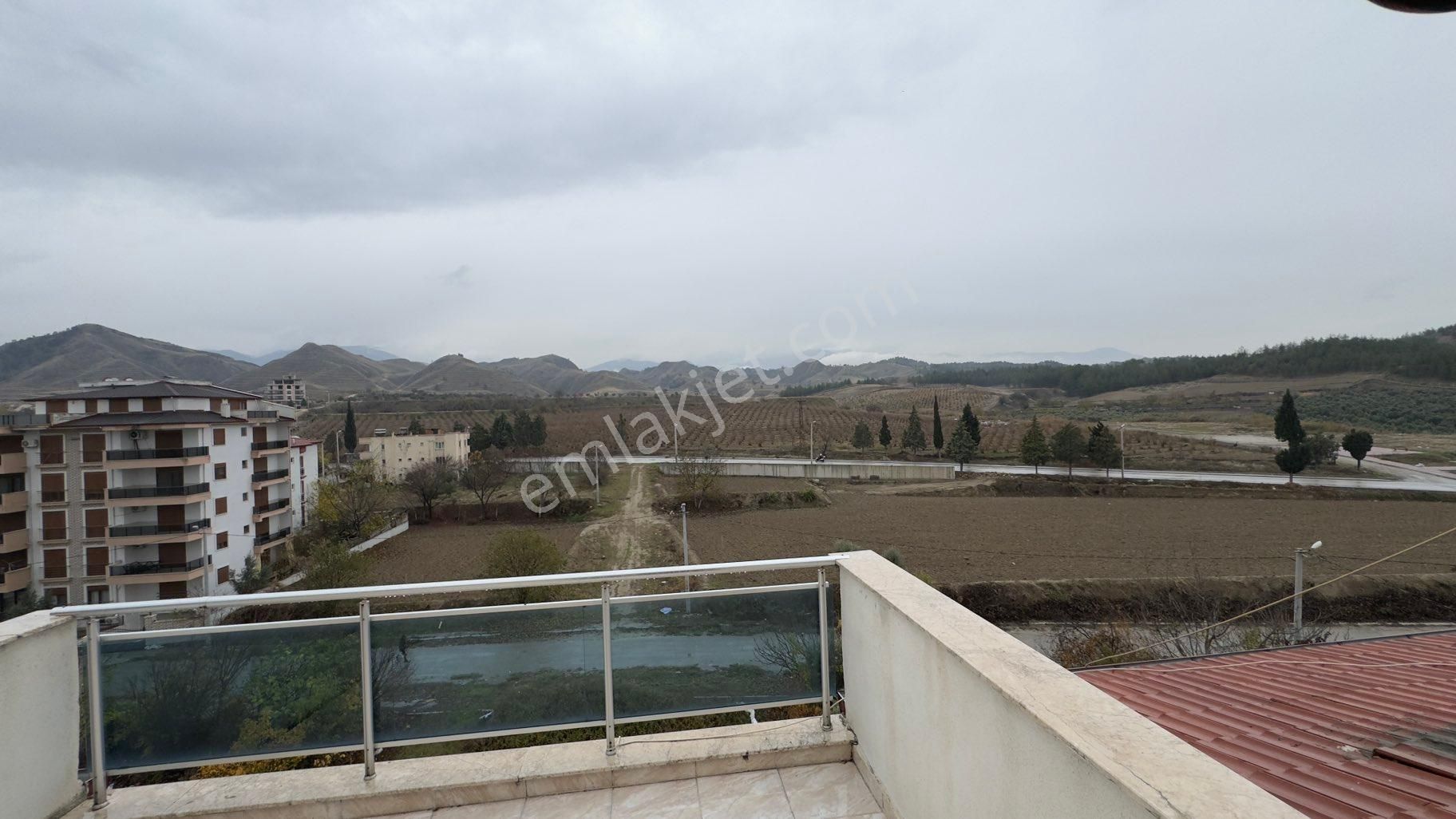 Kale Mahallesi Çift Teraslı Önü Komple Açık Daire - Görsel 19