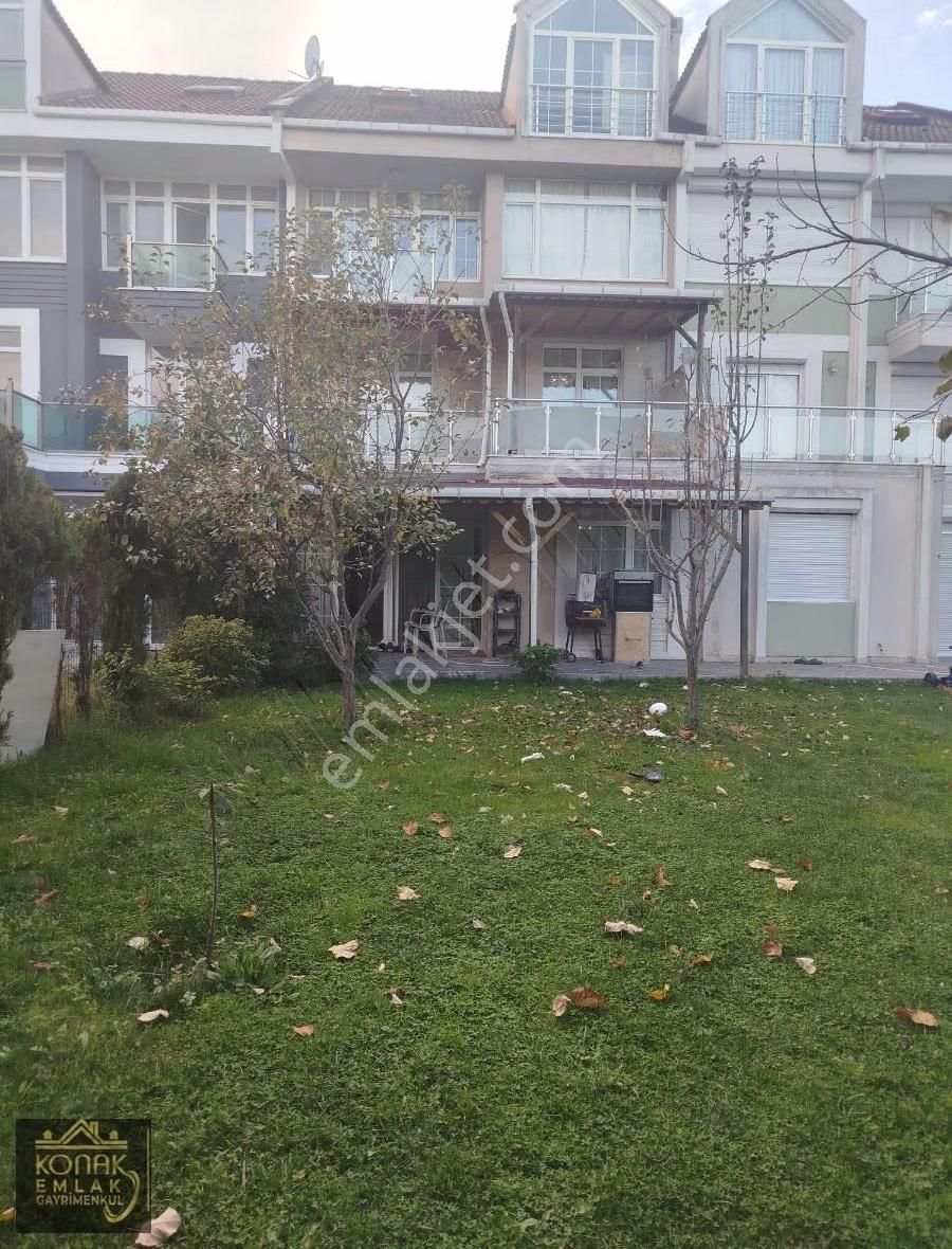 Bahçeşehir Boğazköy'de Satılık 5+2 Villa - Görsel 12