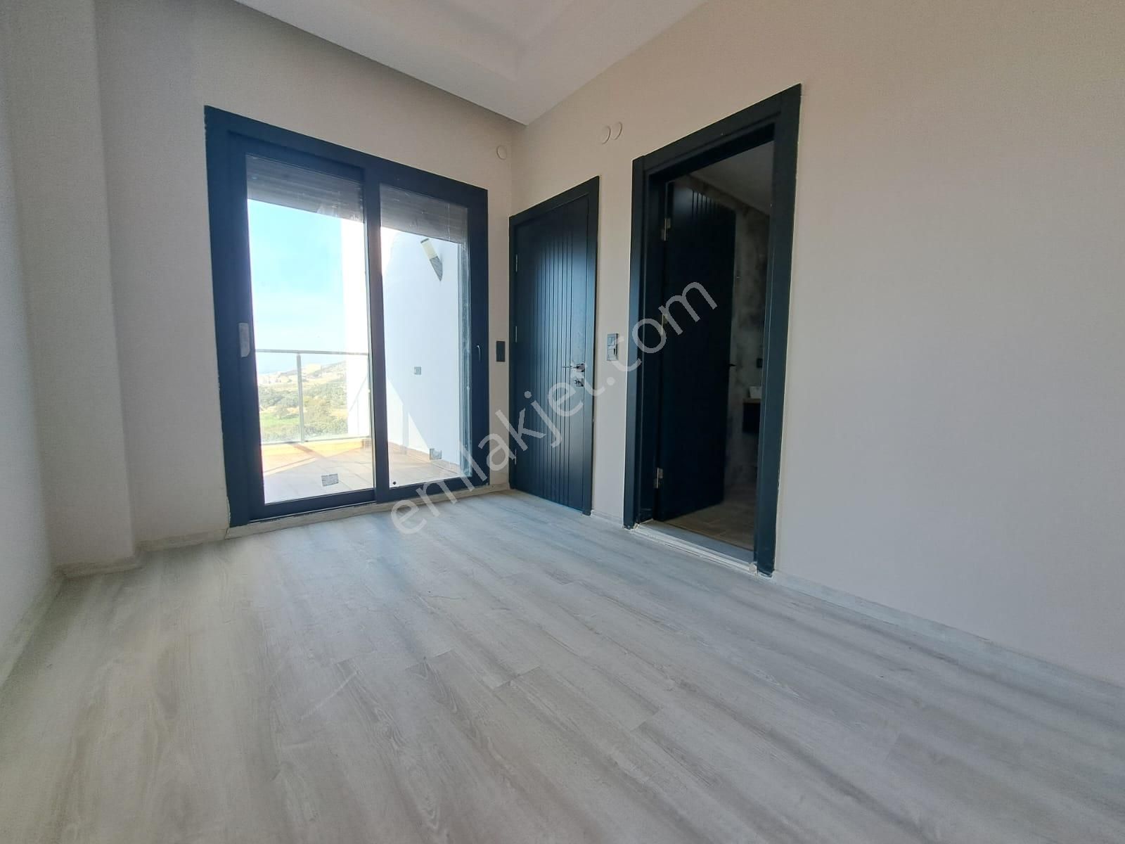 Kuşadası Merkeze Yakın 4+1 Özel Havuzlu Villa - Görsel 13