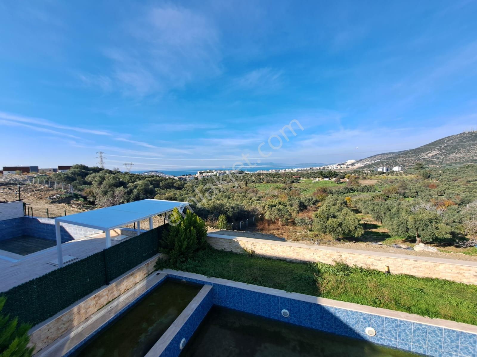 Kuşadası Merkeze Yakın 4+1 Özel Havuzlu Villa - Görsel 12