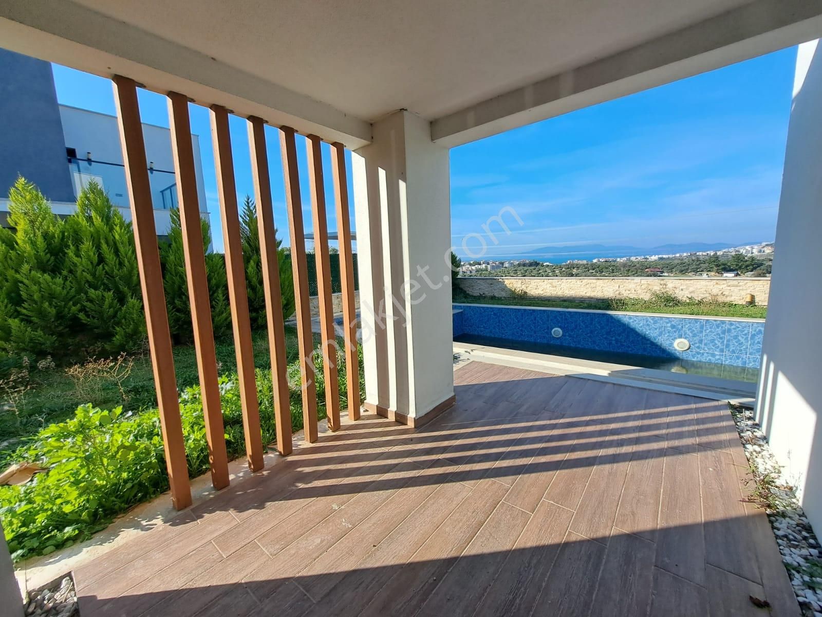 Kuşadası Merkeze Yakın 4+1 Özel Havuzlu Villa - Görsel 10