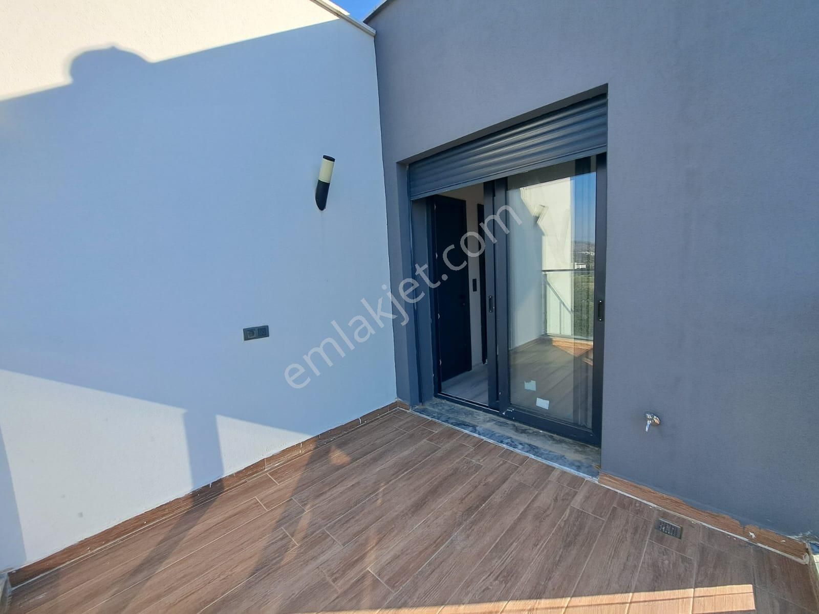 Kuşadası Merkeze Yakın 4+1 Özel Havuzlu Villa - Görsel 11