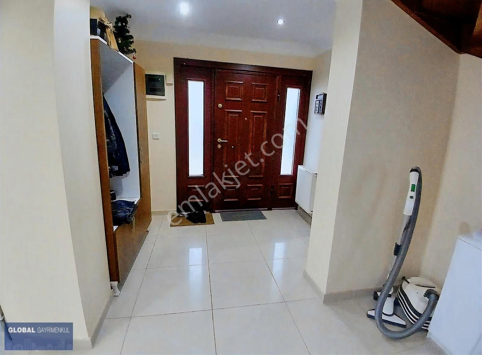 Global'den, Çamlıbelde Sitesin'de, Boş, Havuzlu 6+1 Villa - Görsel 3