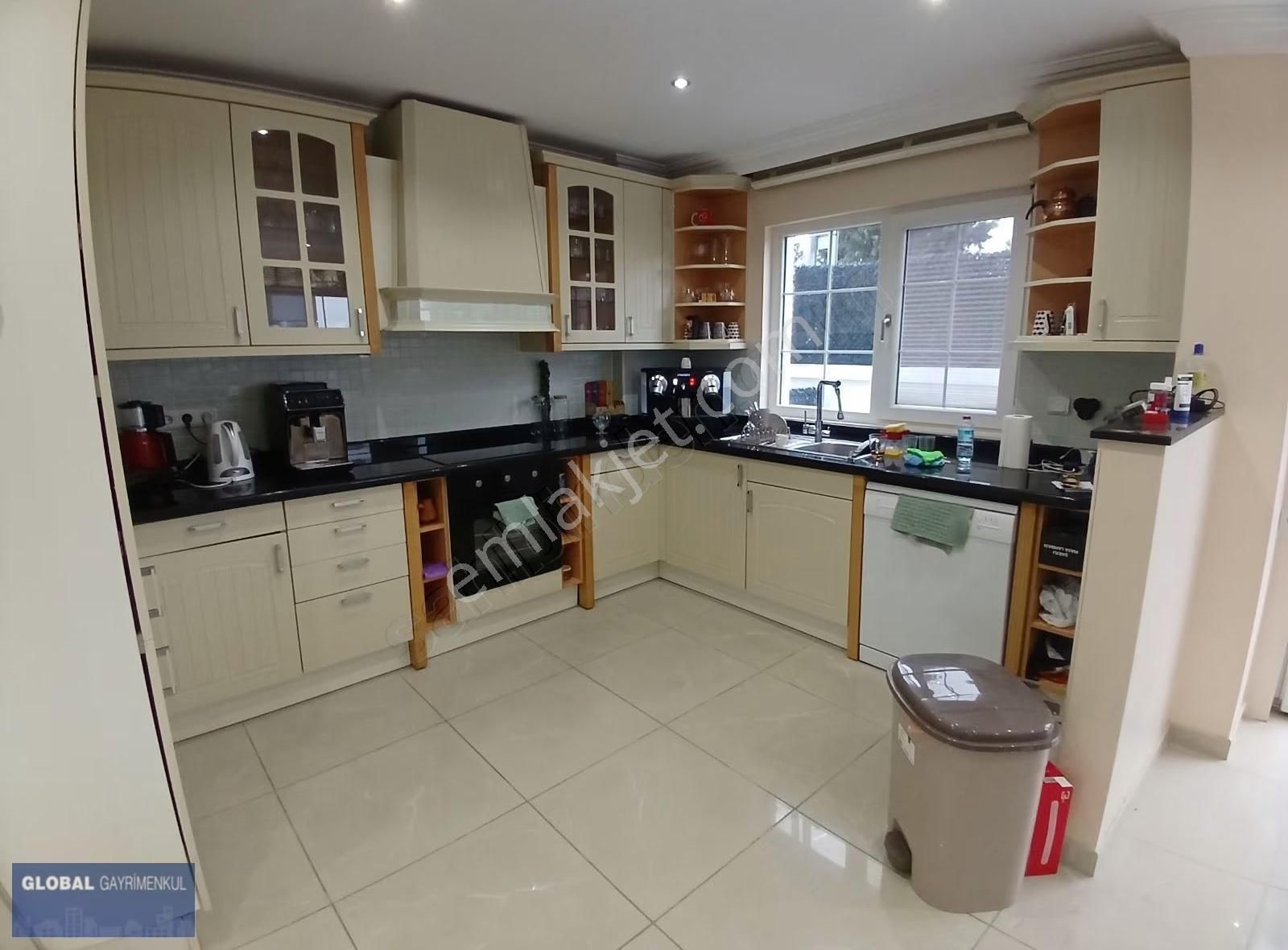 Global'den, Çamlıbelde Sitesin'de, Boş, Havuzlu 6+1 Villa - Görsel 32