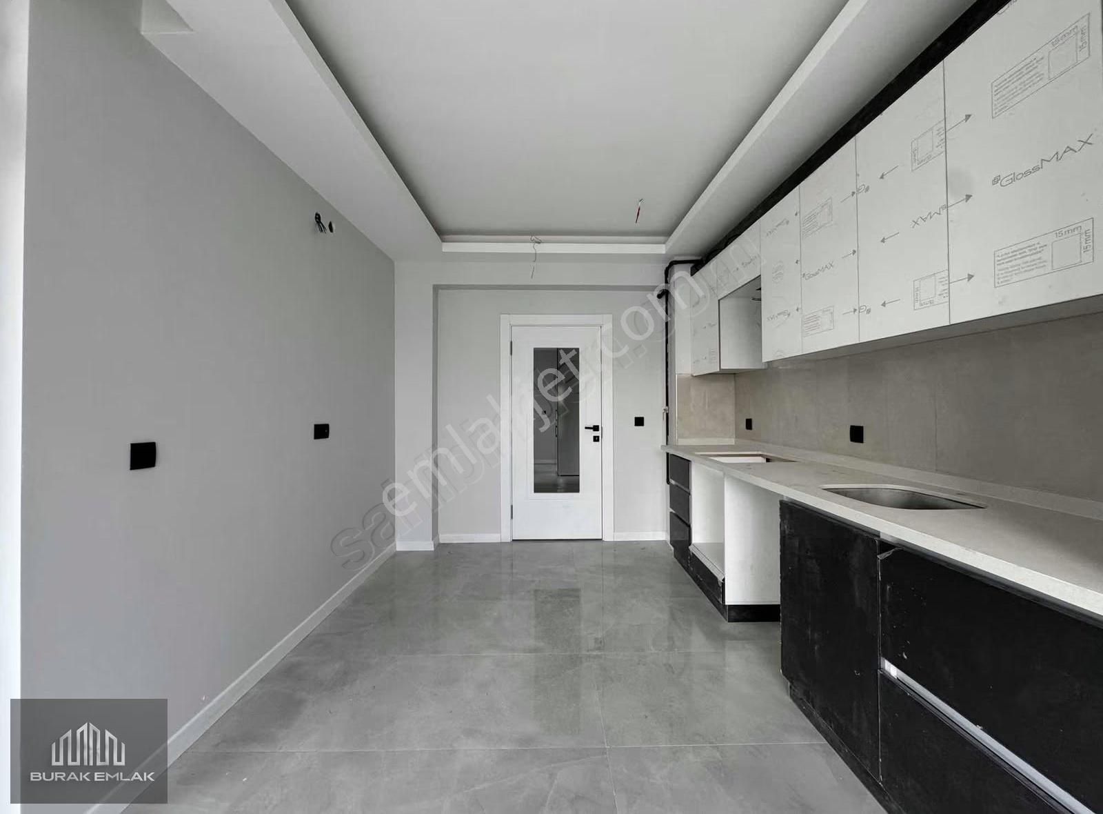 Burak'tan Lüks Sitede Yerden Isıtmalı, Teras Balkonlu Sıfır 2+1 - Görsel 6