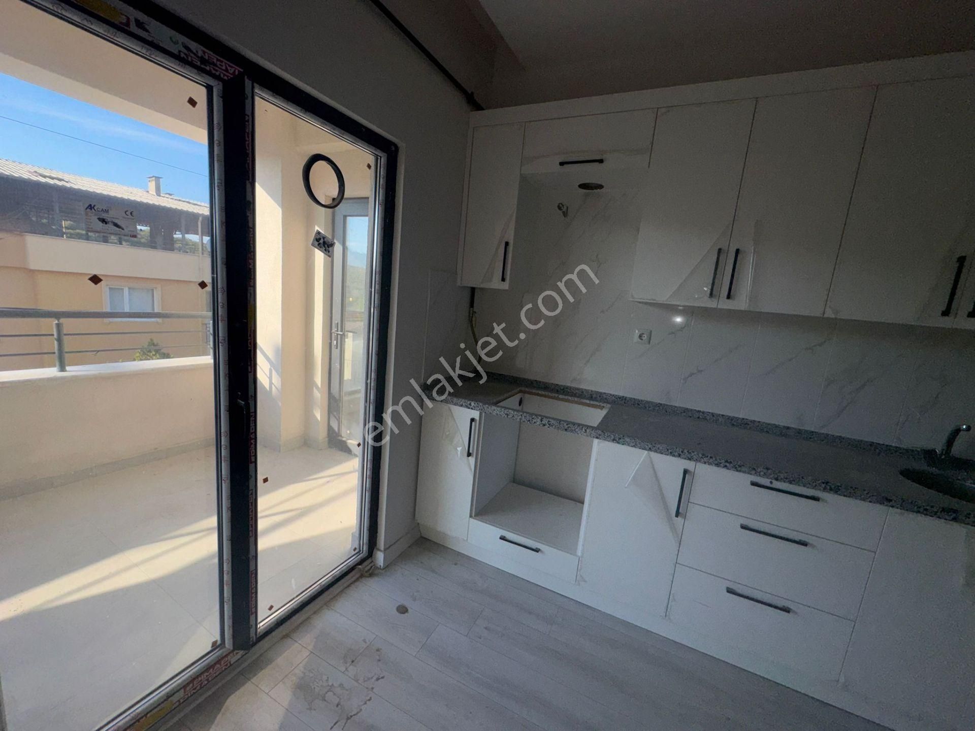 4+2 Geniş Kullanımlı Aileler İçin Emsalsiz Satılık Daire - Görsel 18