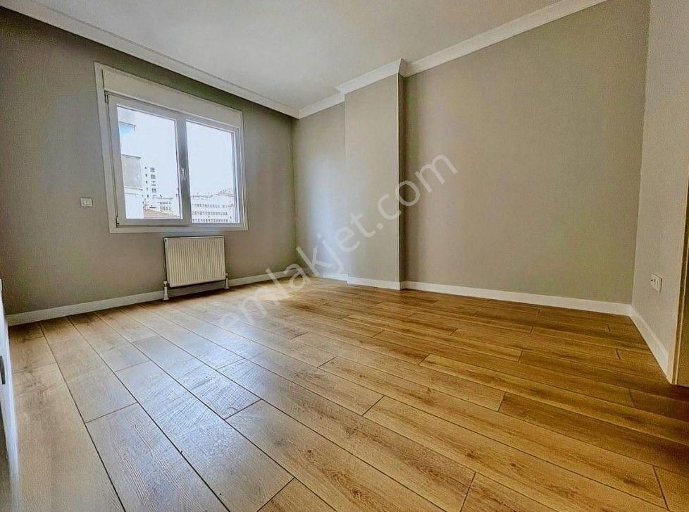 Boş... Erenköy Minibüse Yakın 3+1 Balkonlu Ebeveyn Banyolu Sıfır - Görsel 13