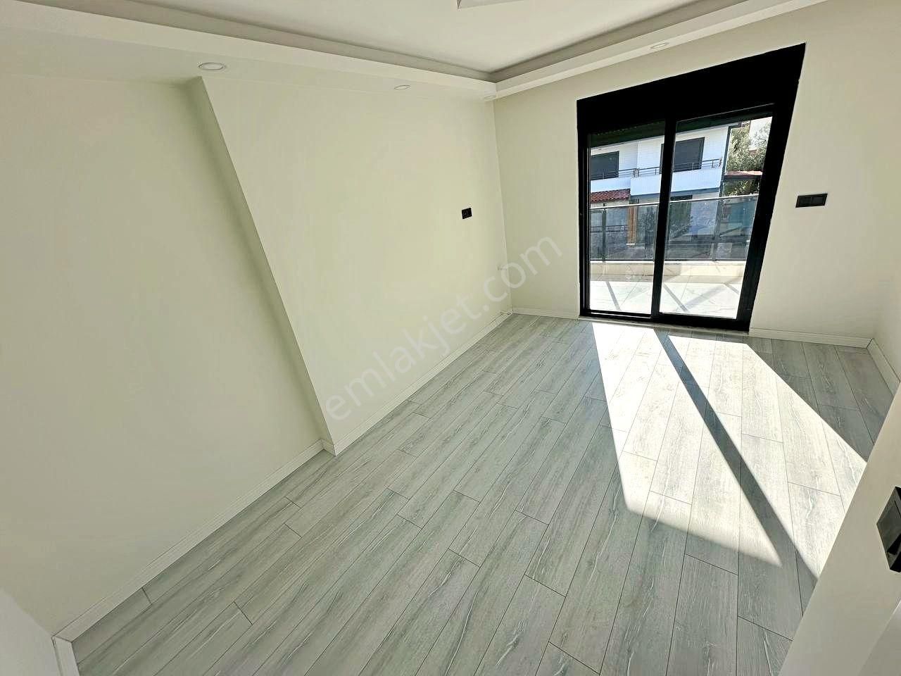 Venüs'den, Gürede Lüx Tasarımlı Geniş Bahçeli 4+1 Satılık Villa - Görsel 28