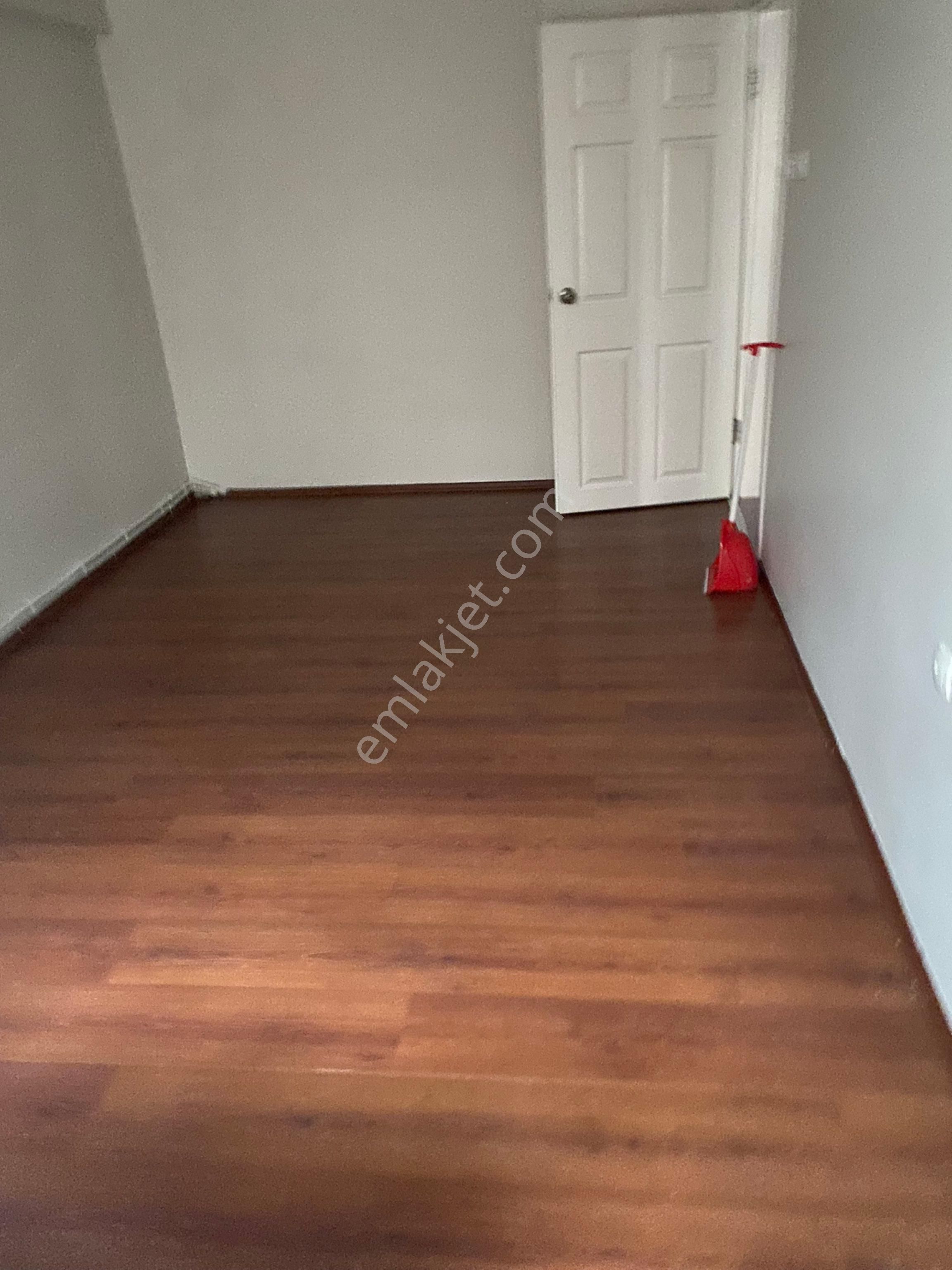 Cihangir Emlaktan Hocahasanda Satılık Arakat Asansörlü Geniş Daire - Görsel 3