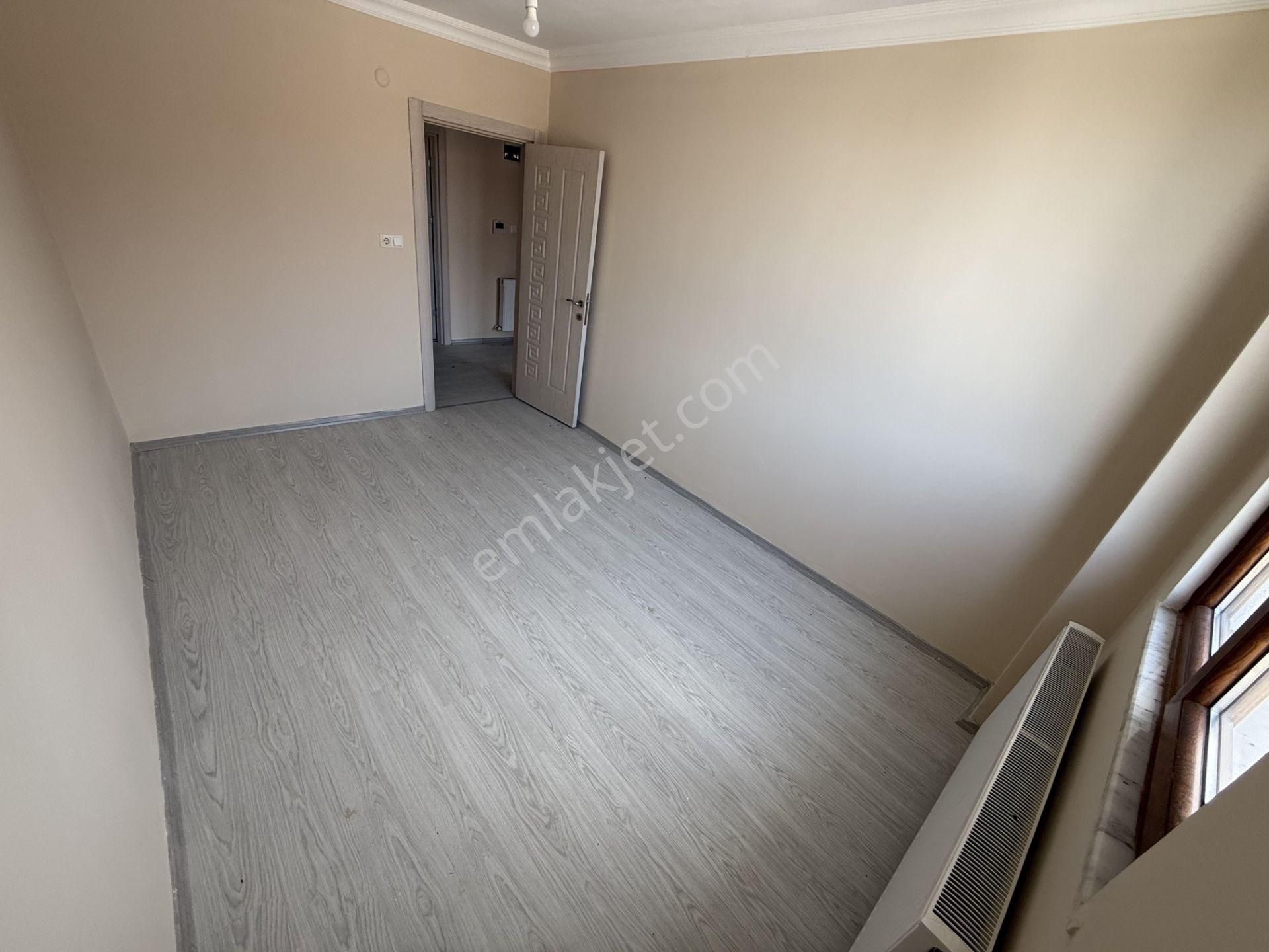 Emlakevim - Gümüşova Fatih Mah.de 2 + 1 Satılık Daire ! - Görsel 16