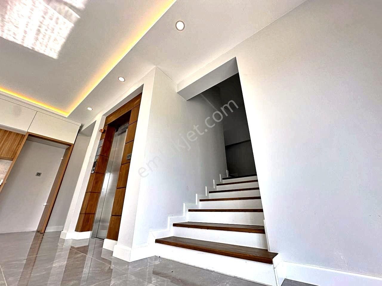 Venüs'den, Gürede Asansörlü Deniz Manzaralı Lüx 4+1 Villa - Görsel 4