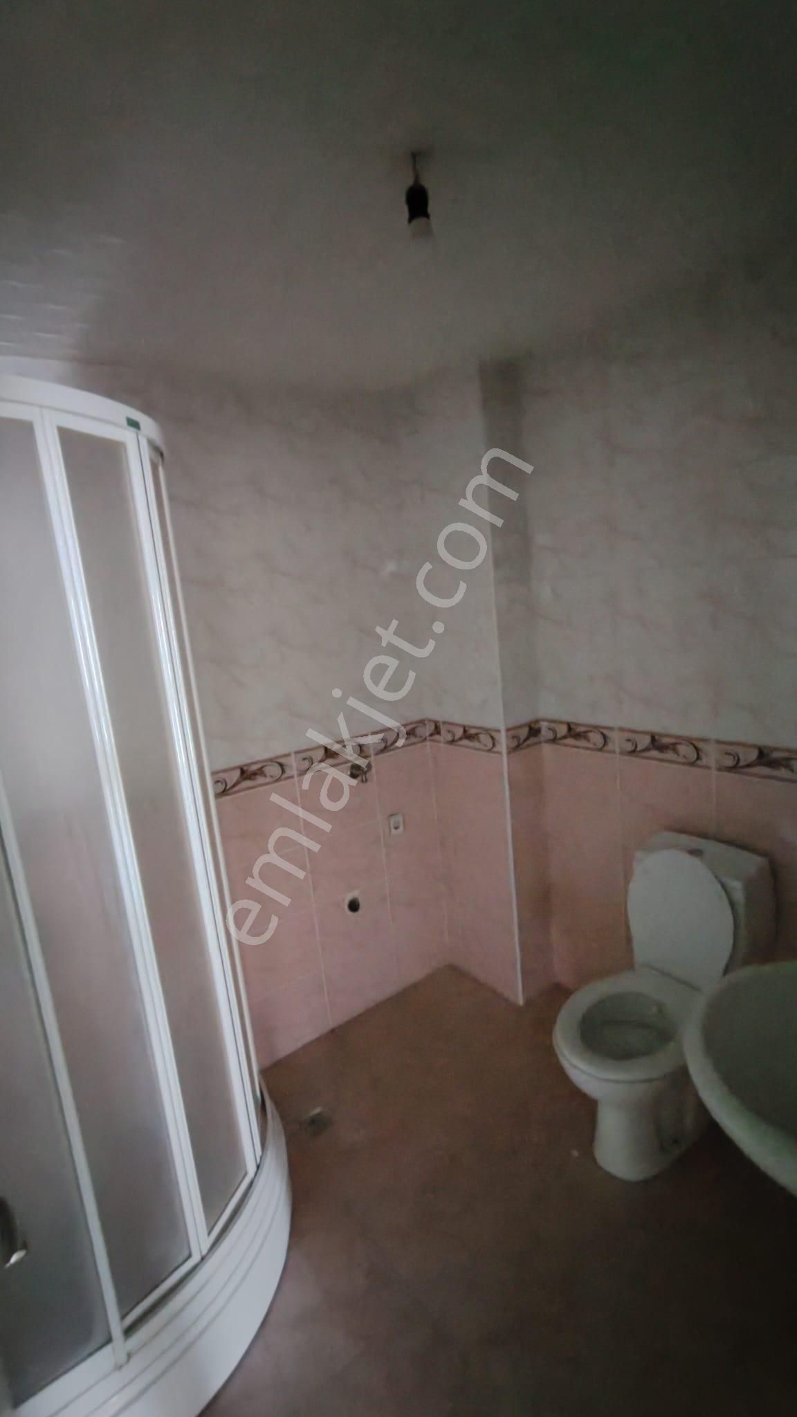 Atanora Vadi'den Sinan Cad Üzeri Ön Cephe Ara Kat Kombili Temiz 2+1 - Görsel 7