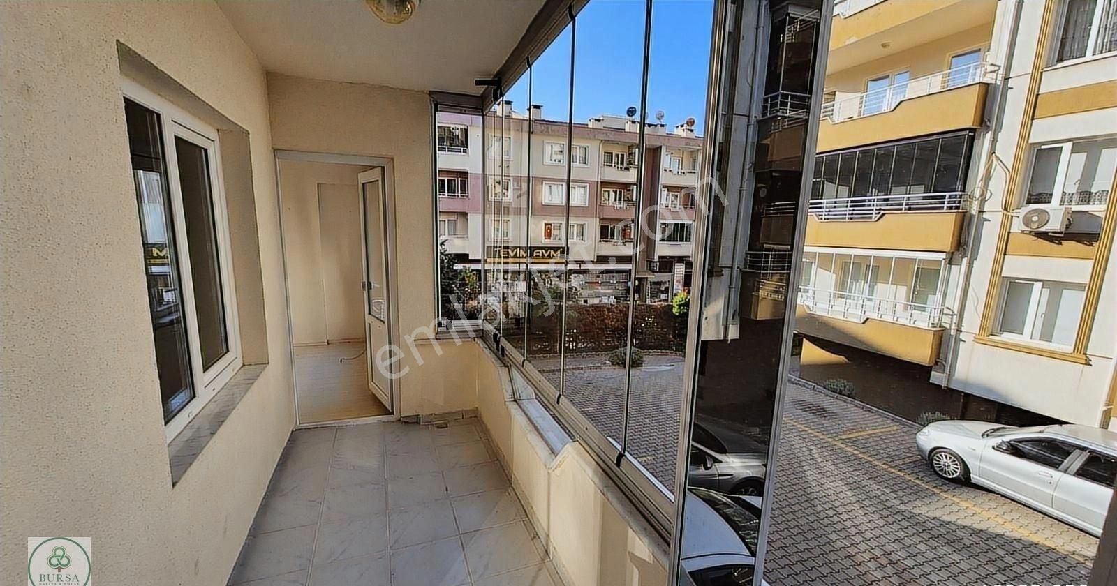 Bursa Nilüfer Üçevler'de Site İçi Kiralık 3+1 Daire - Görsel 2