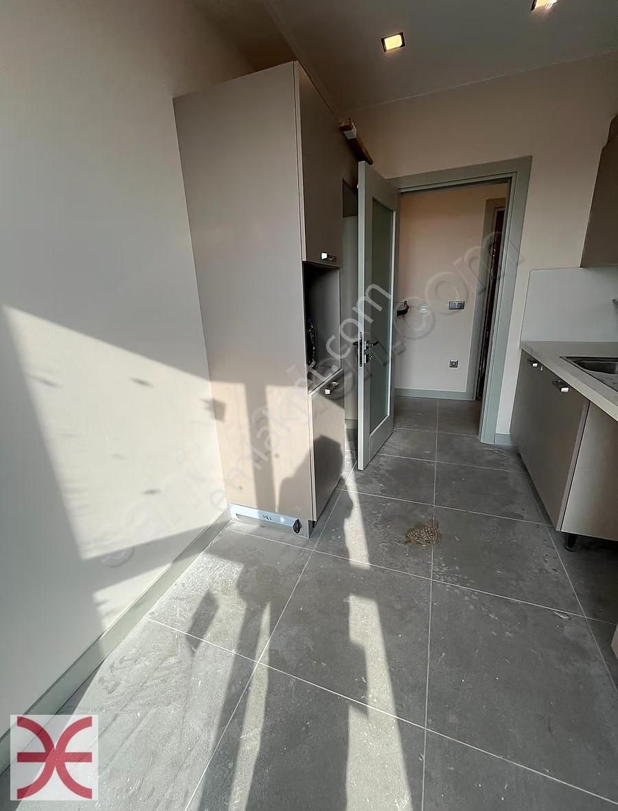 Suadiye Bağdat Caddesine Yakın Kapanmaz Deniz Manzaralı 3+1 - Görsel 7