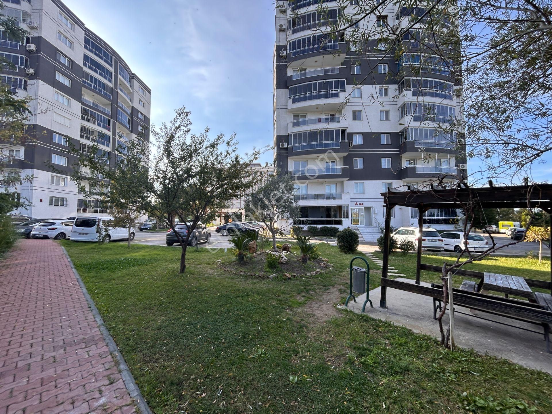 Çiğli Evka 5'de Havuzlu Site İçerisinde Satılık Ara Kat 3+1 Daire - Görsel 24