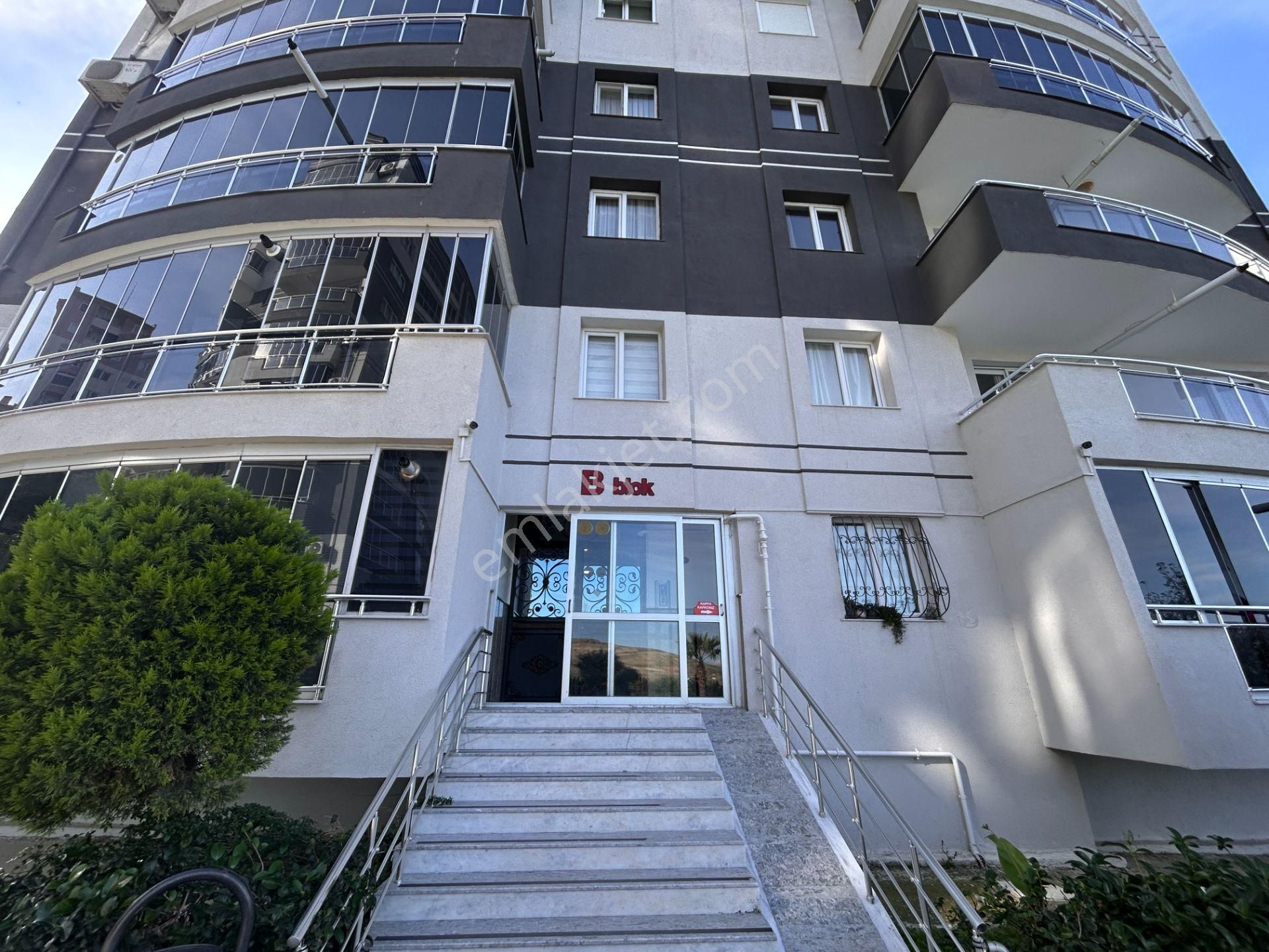 Çiğli Evka 5'de Havuzlu Site İçerisinde Satılık Ara Kat 3+1 Daire - Görsel 17