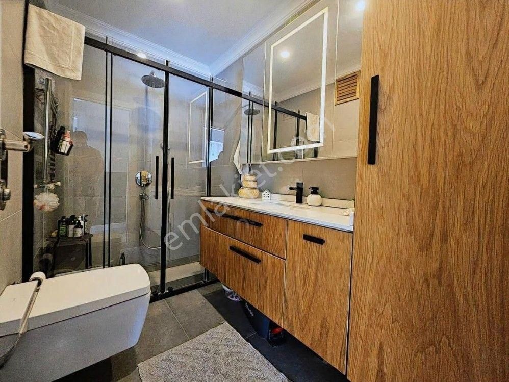 Erenköyde Ebeveyn Banyolu İskanlı Masrafsız Çok Şık Fırsat Bir 3+1 Daire - Görsel 10