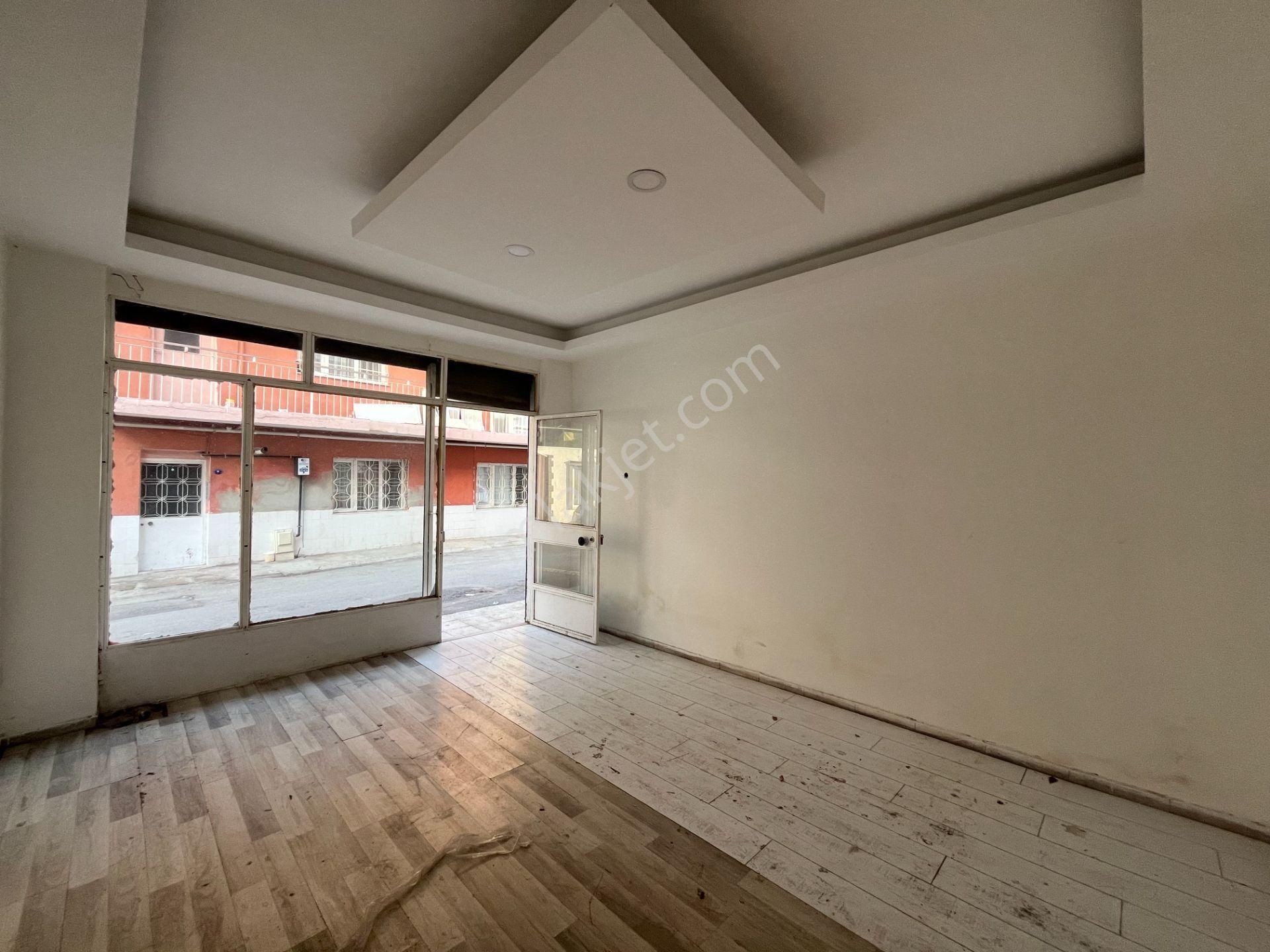 Gümüşpala Merkez'de Okul Ve Sağlık Ocağı Yakını 20 M2 Kiralık Dükkan - Görsel 2