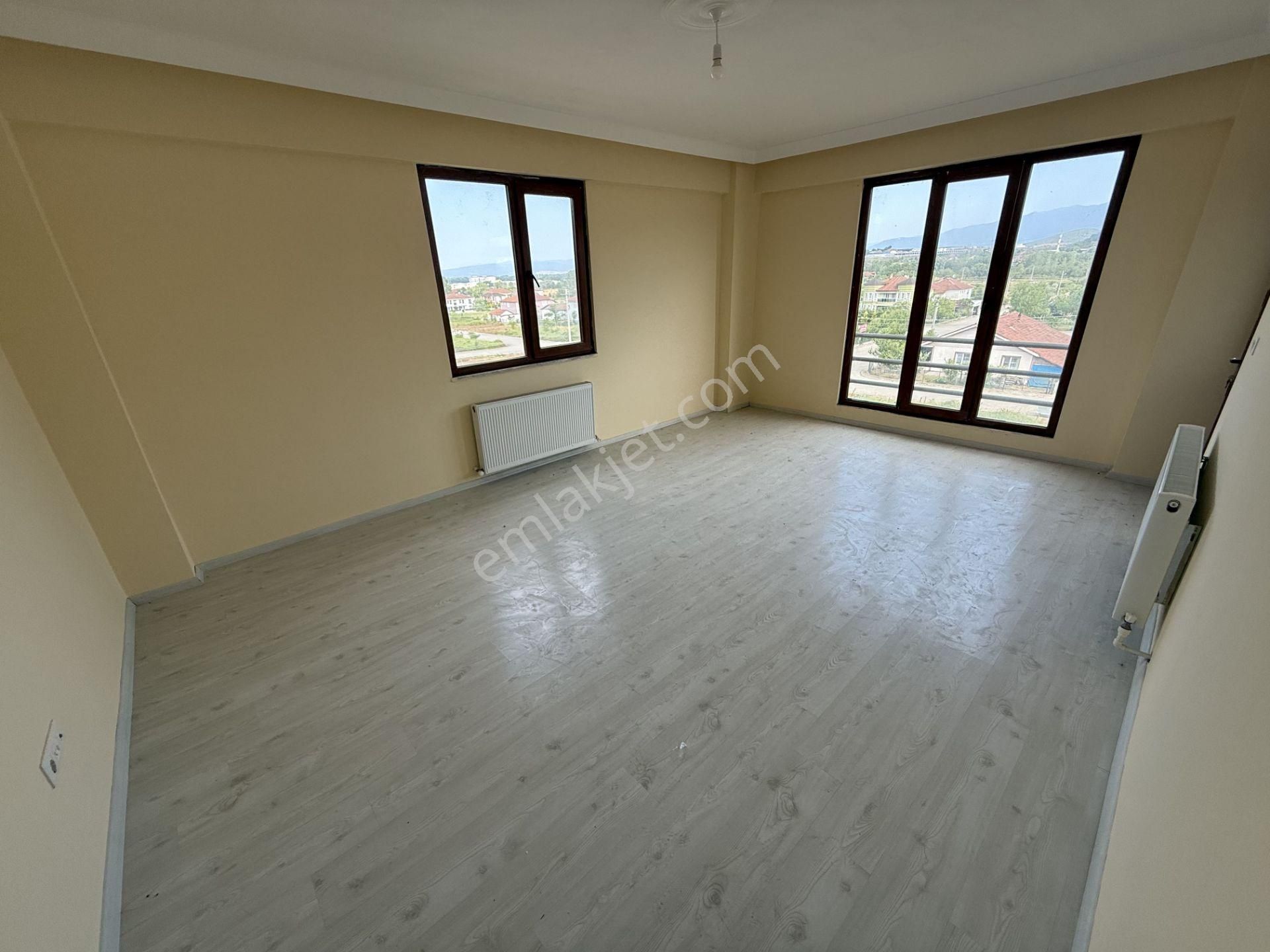 Emlakevim - Gümüşova Fatih Mah.de 2 + 1 Satılık Daire ! B Blok - Görsel 3