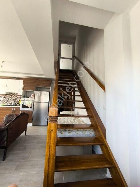 Seferihisarda Site İçinde 3+1 Satılık Müstakil Ev - Görsel 7