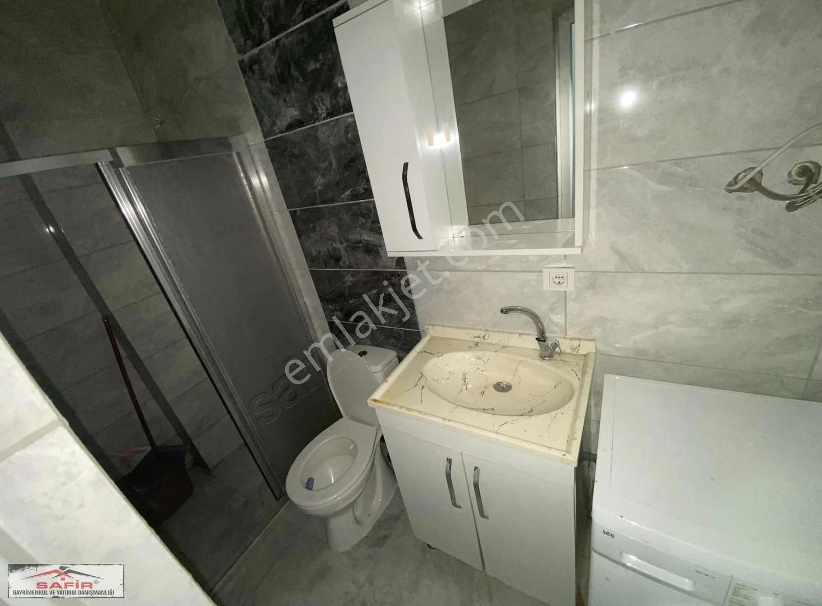 Safir'den Satılık Üçyol Metro Dibi 1 Dükkan Parasına 2 Dükkan - Görsel 6