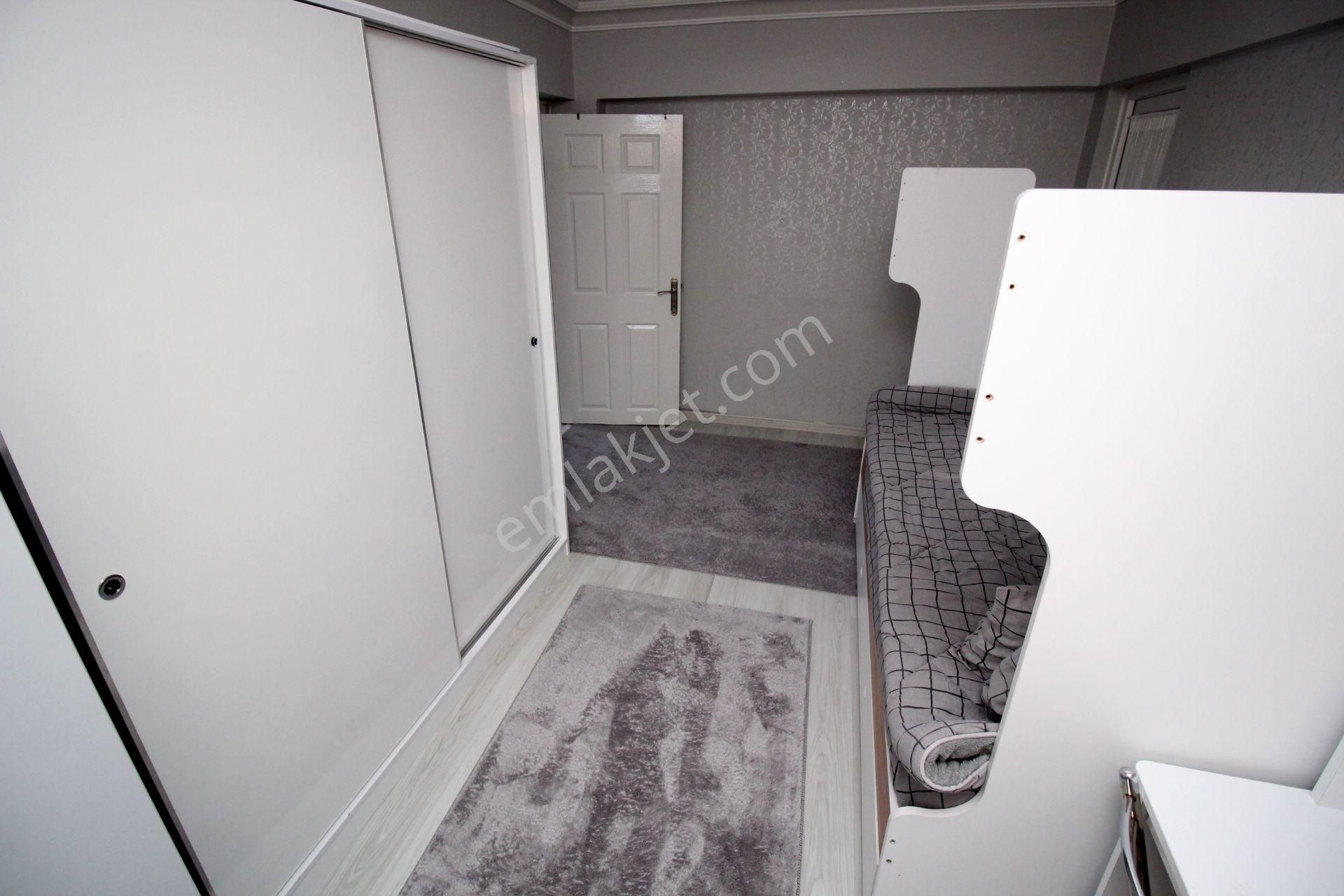 Emre Emlak'tan Topçu Mahallesinde Full Yapılı 3+1 Satılık Daire - Görsel 15